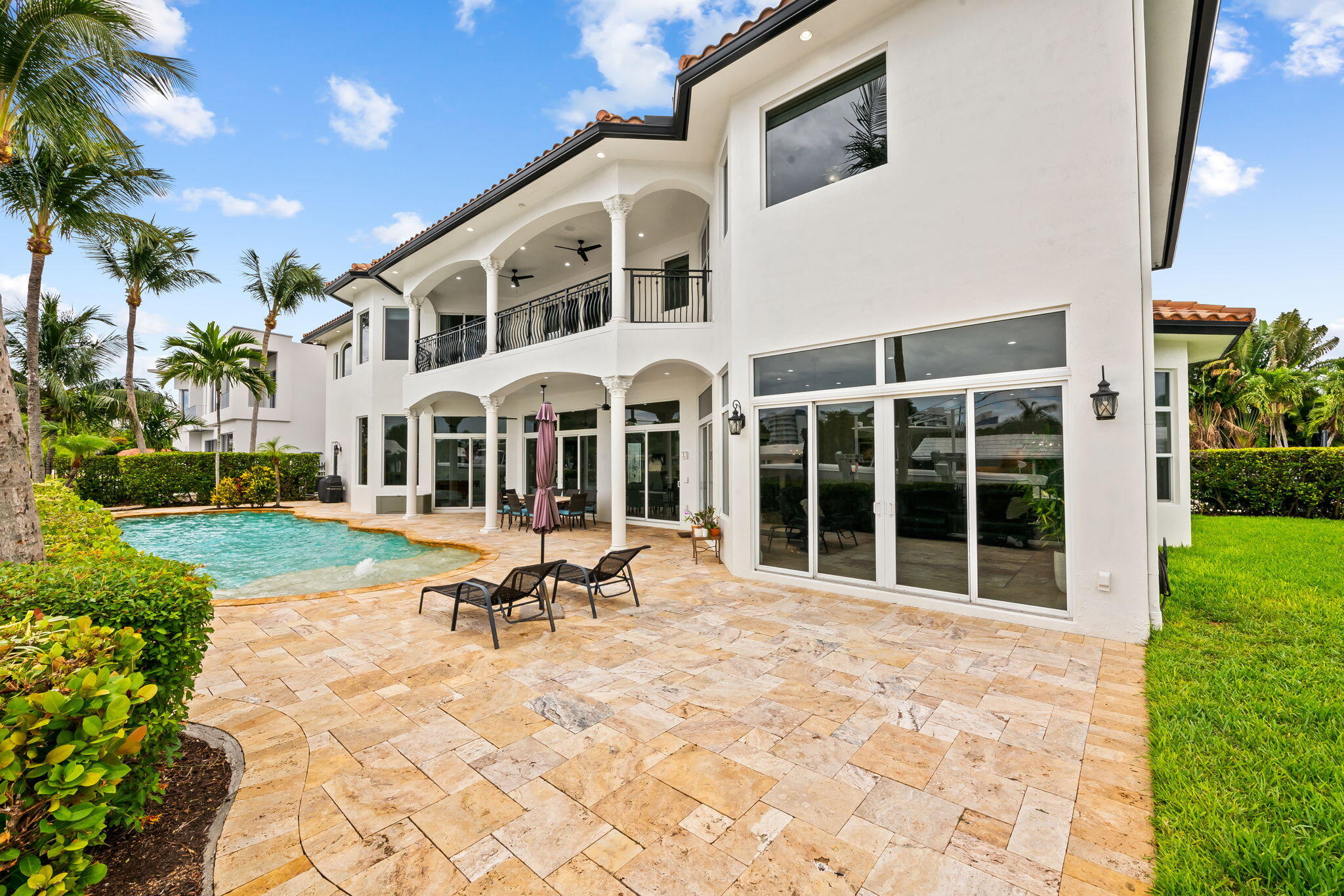 COUNTRY CLUB ISLES - Residential