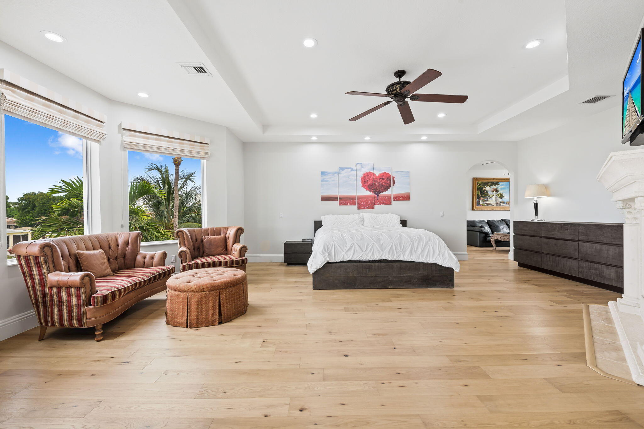 COUNTRY CLUB ISLES - Residential