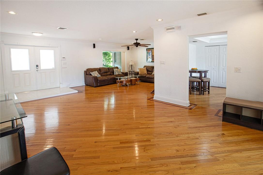 SNUG HARBOR SEC THREE - Residential Lease