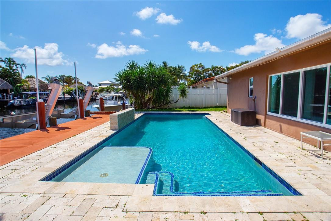 SNUG HARBOR SEC THREE - Residential Lease