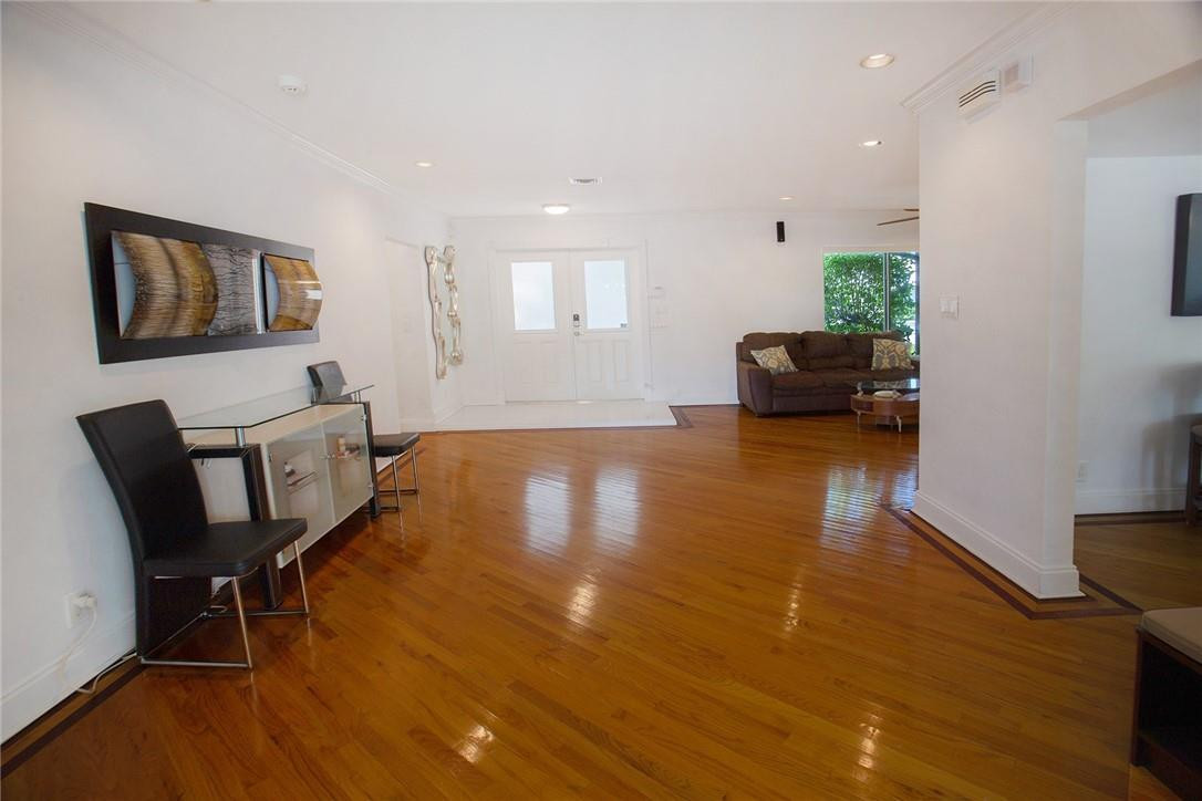 SNUG HARBOR SEC THREE - Residential Lease