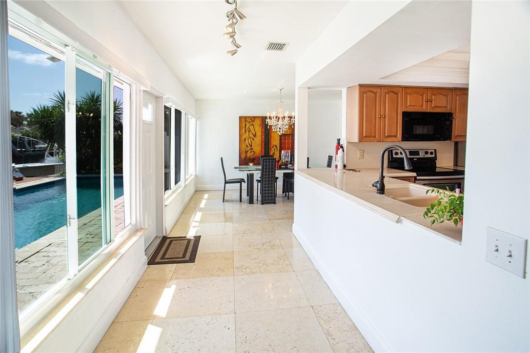 SNUG HARBOR SEC THREE - Residential Lease
