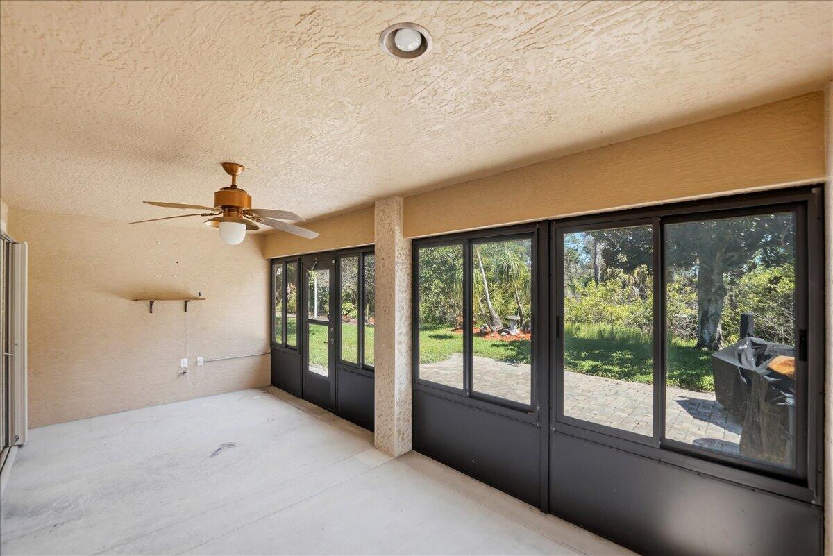SPANISH LAKES ONE LEASEHOLD ESTATES - Residential