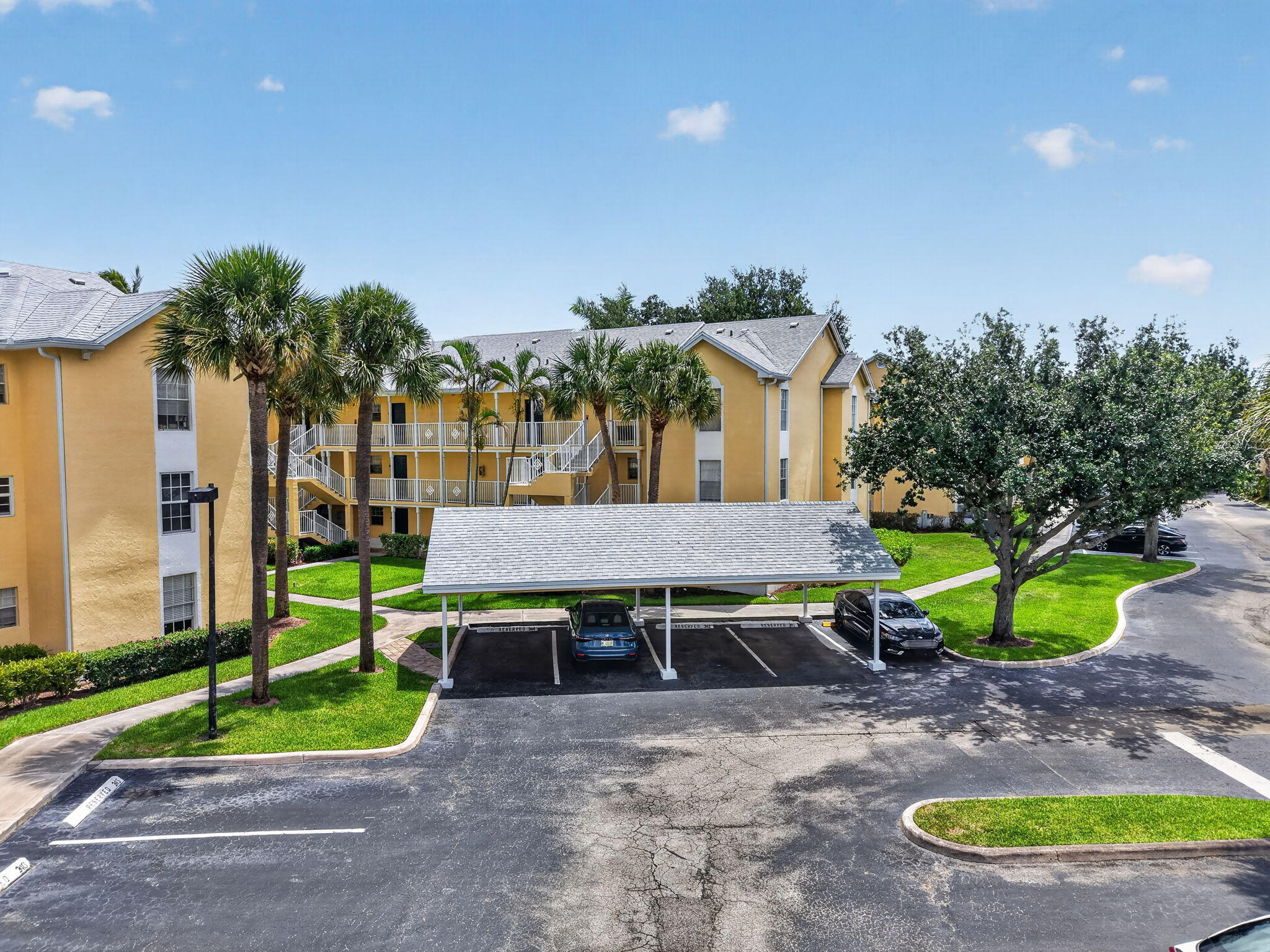 ADDISON POINTE AT BOCA RATON CONDO - Residential