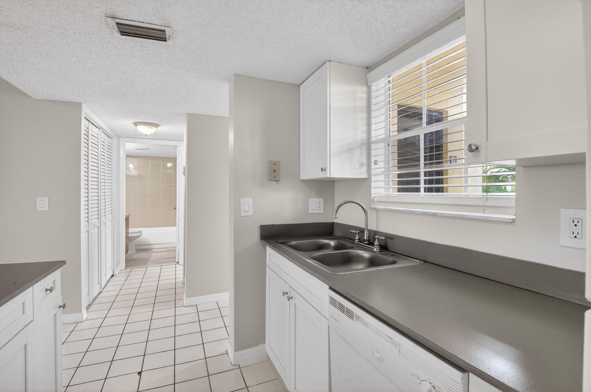 ADDISON POINTE AT BOCA RATON CONDO - Residential