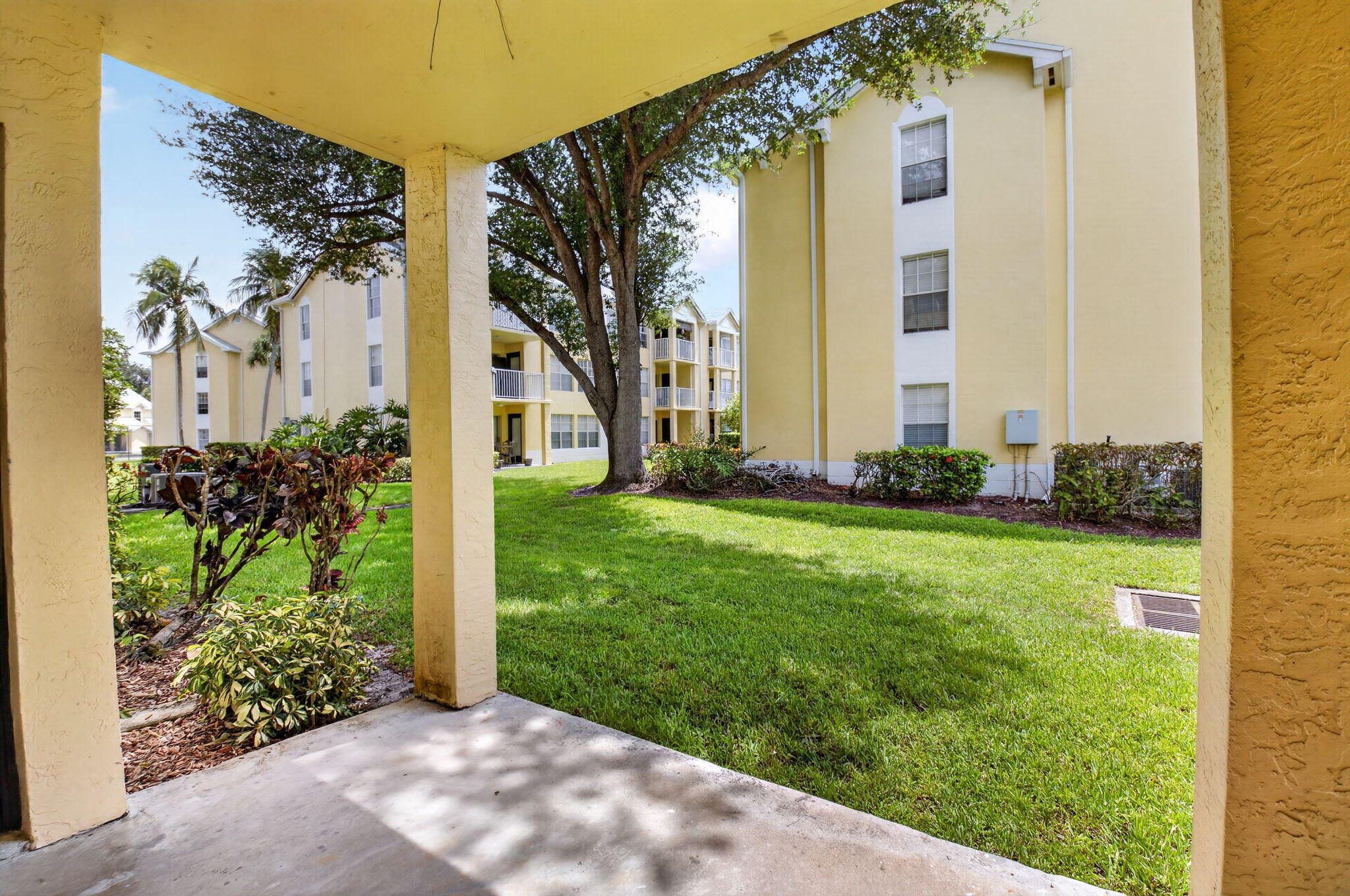 ADDISON POINTE AT BOCA RATON CONDO - Residential