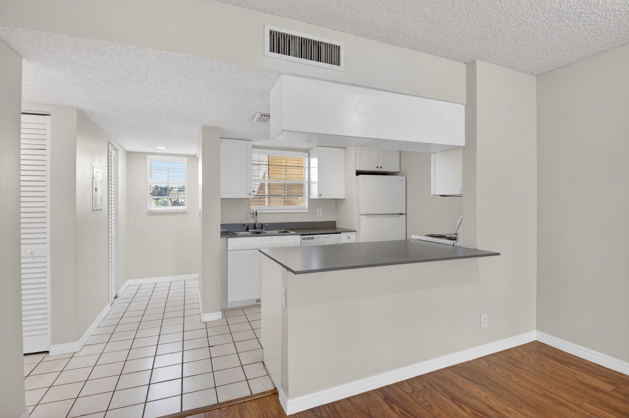 ADDISON POINTE AT BOCA RATON CONDO - Residential