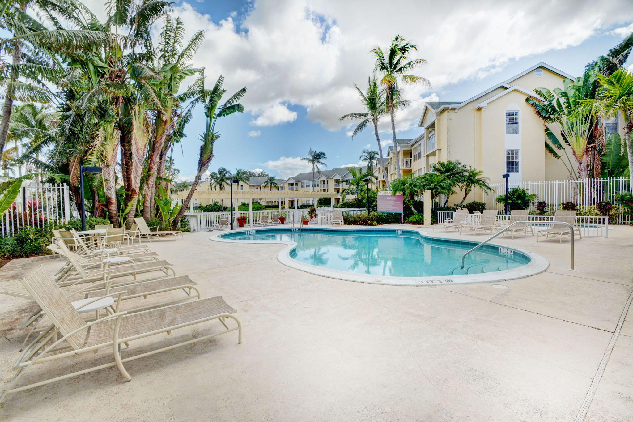 ADDISON POINTE AT BOCA RATON CONDO - Residential