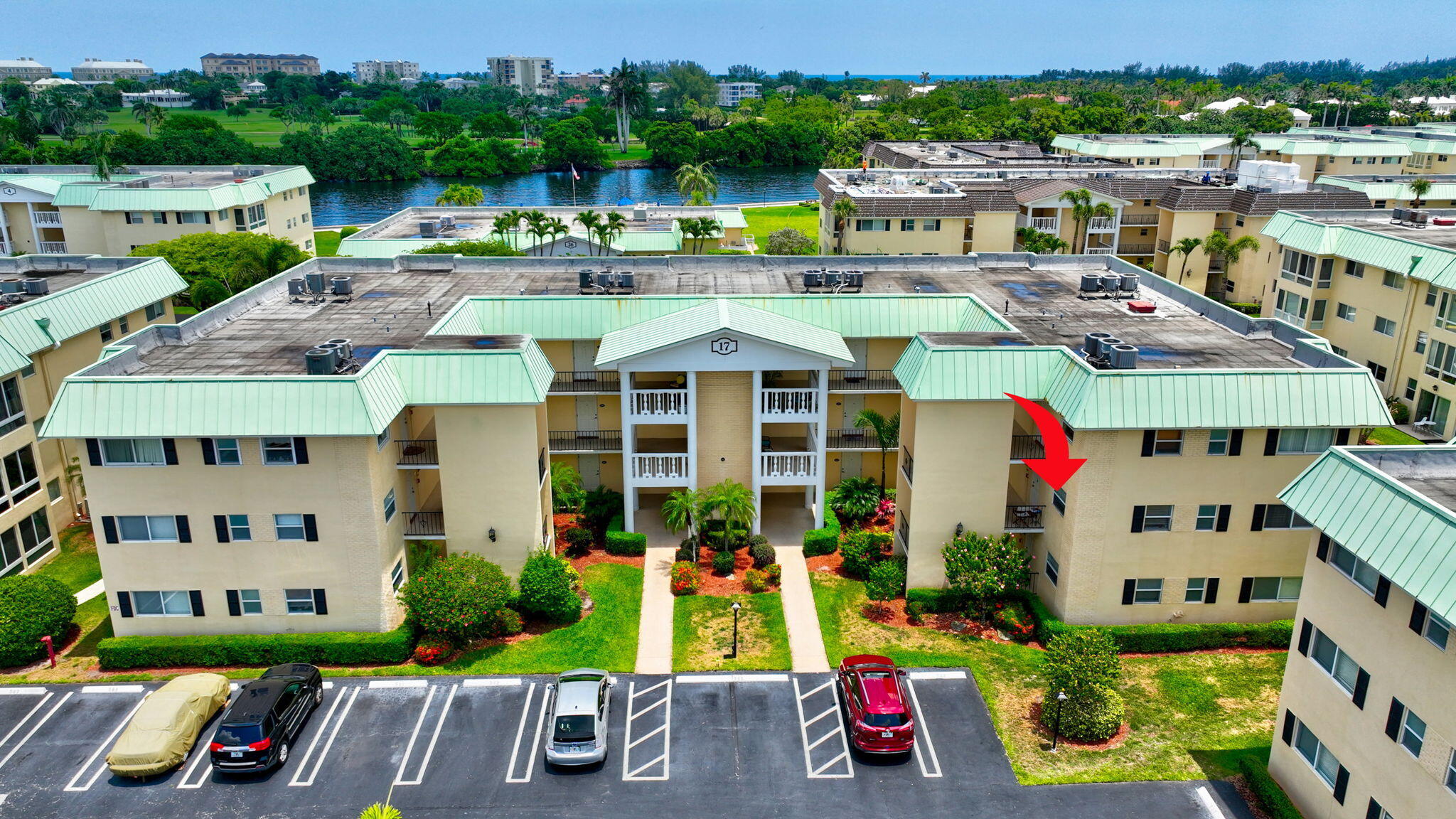 COLONIAL CLUB CONDO SEC 2 - Residential