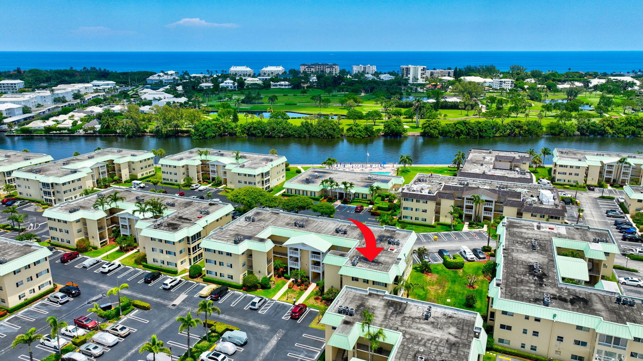 COLONIAL CLUB CONDO SEC 2 - Residential