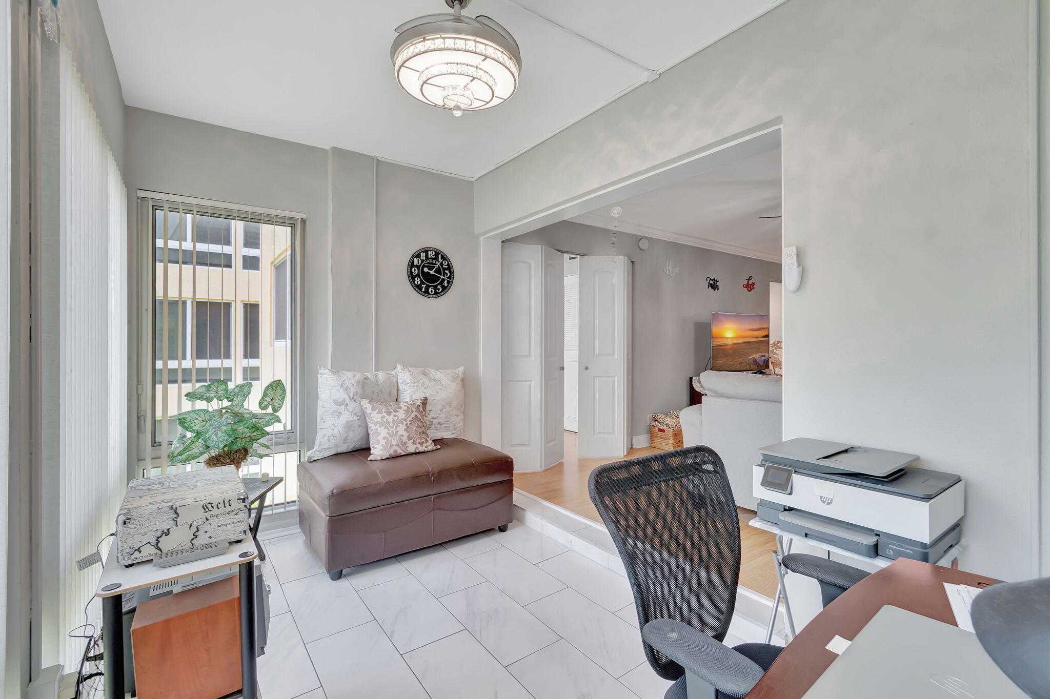COLONIAL CLUB CONDO SEC 2 - Residential