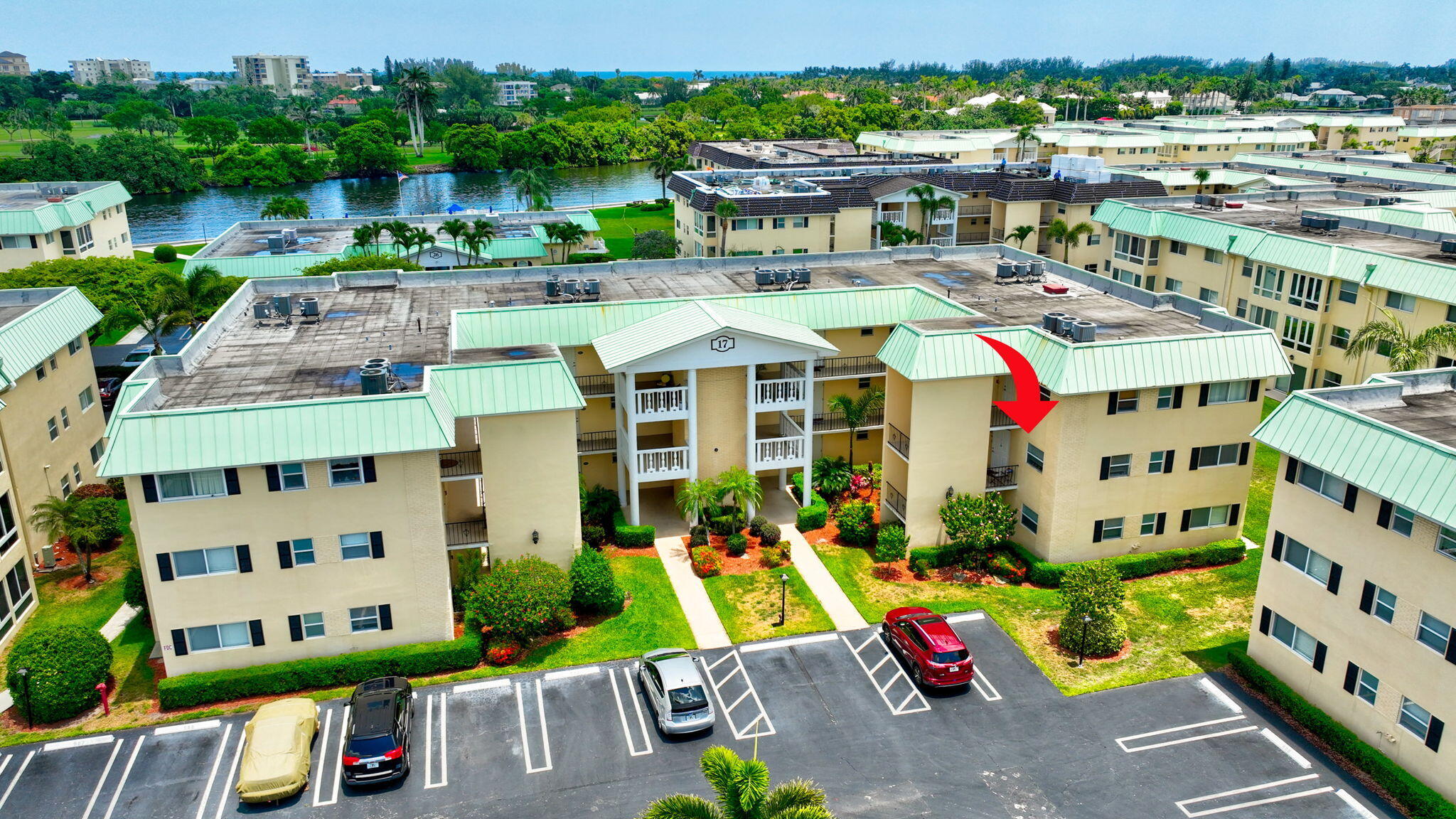 COLONIAL CLUB CONDO SEC 2 - Residential