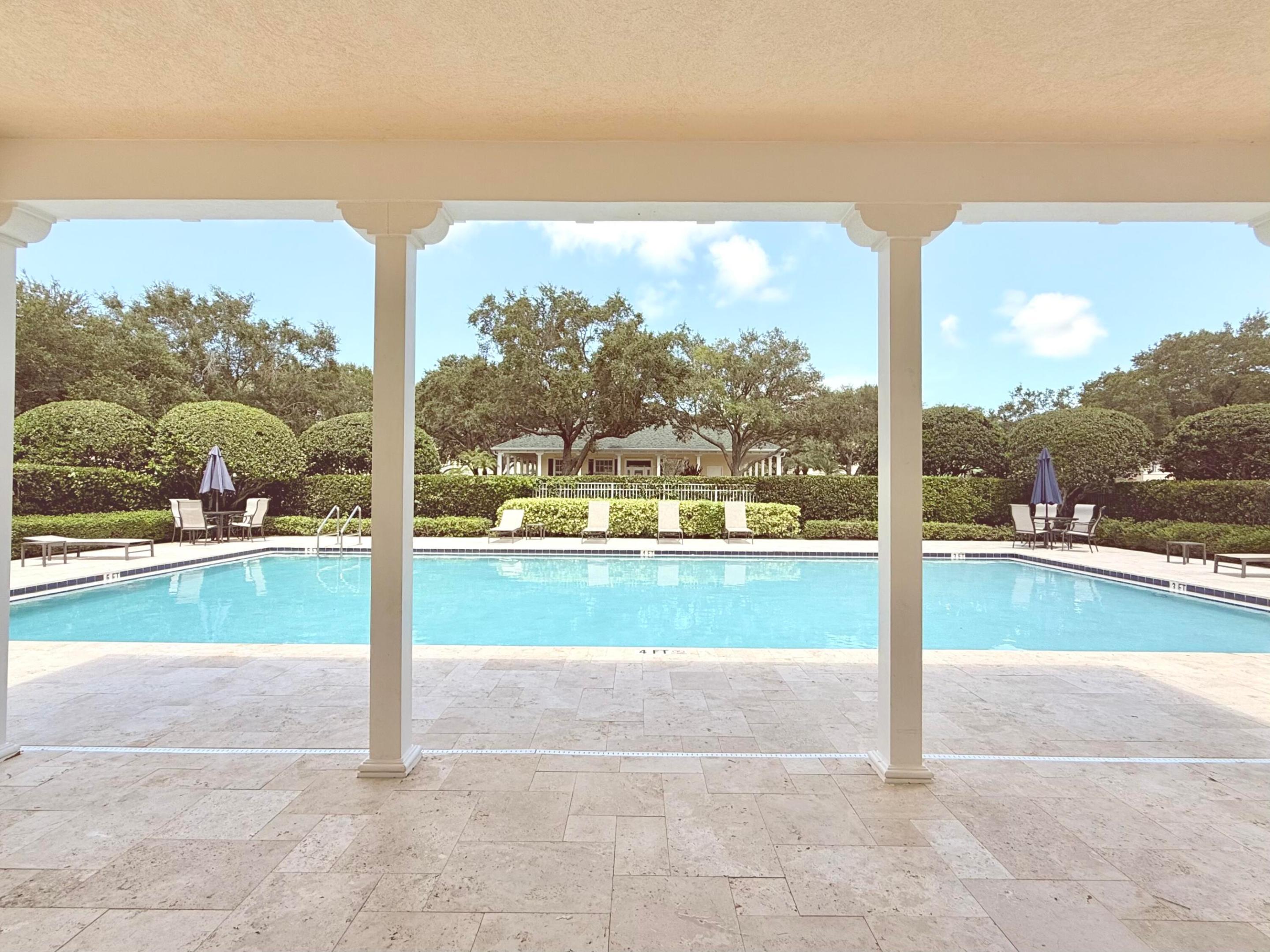 CAMBRIDGE AT ABACOA - Residential
