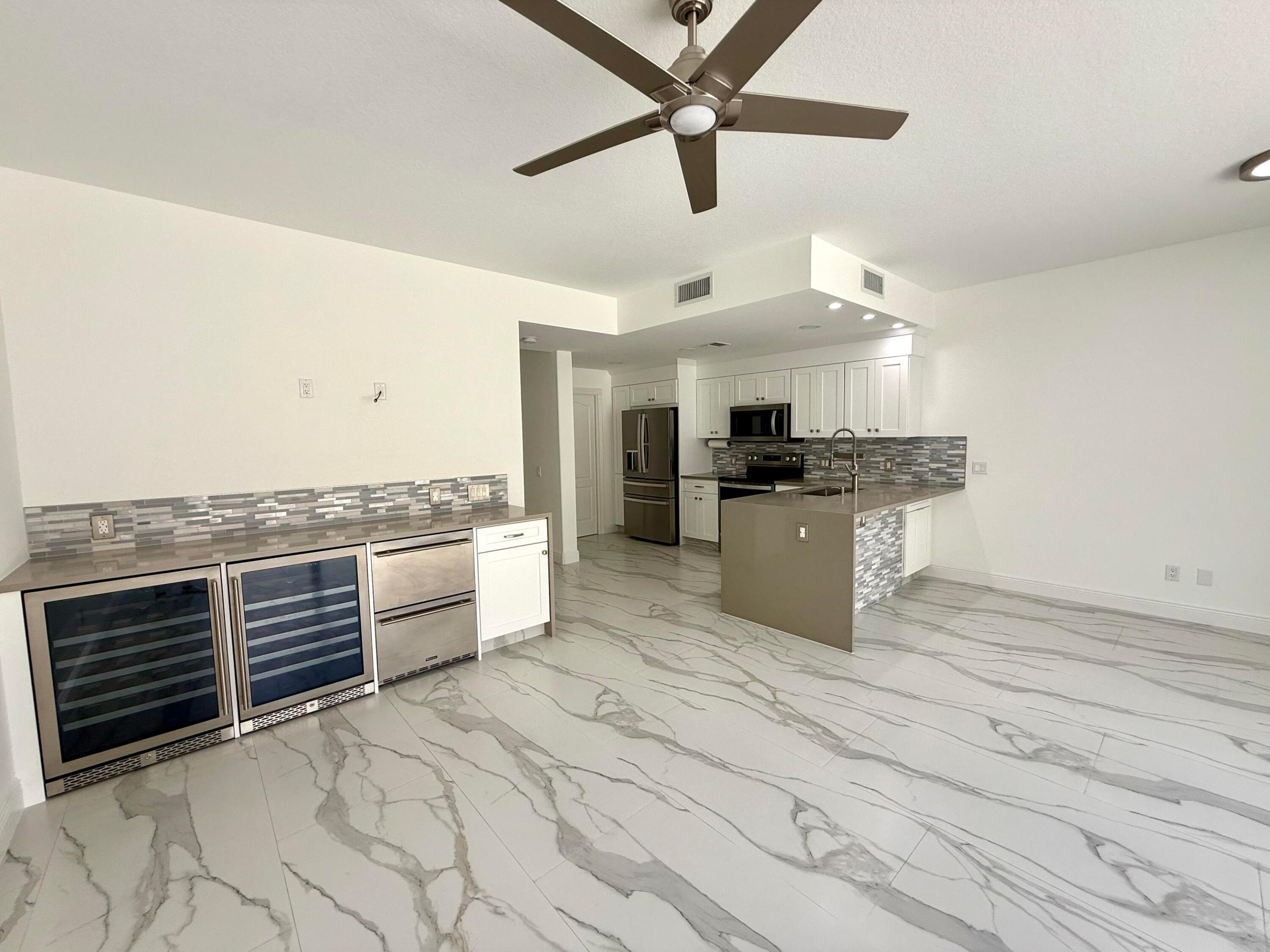 CAMBRIDGE AT ABACOA - Residential