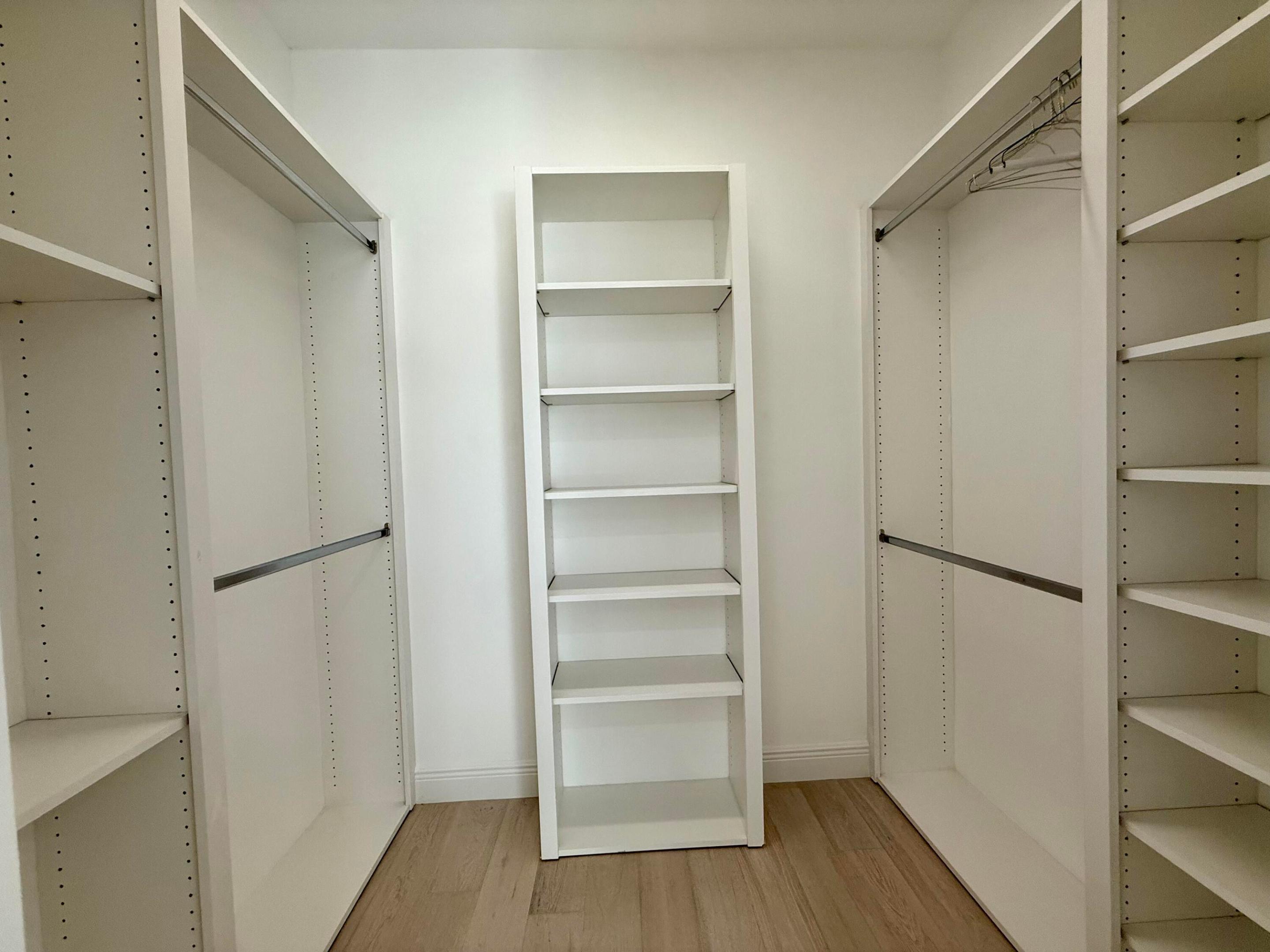 CAMBRIDGE AT ABACOA - Residential