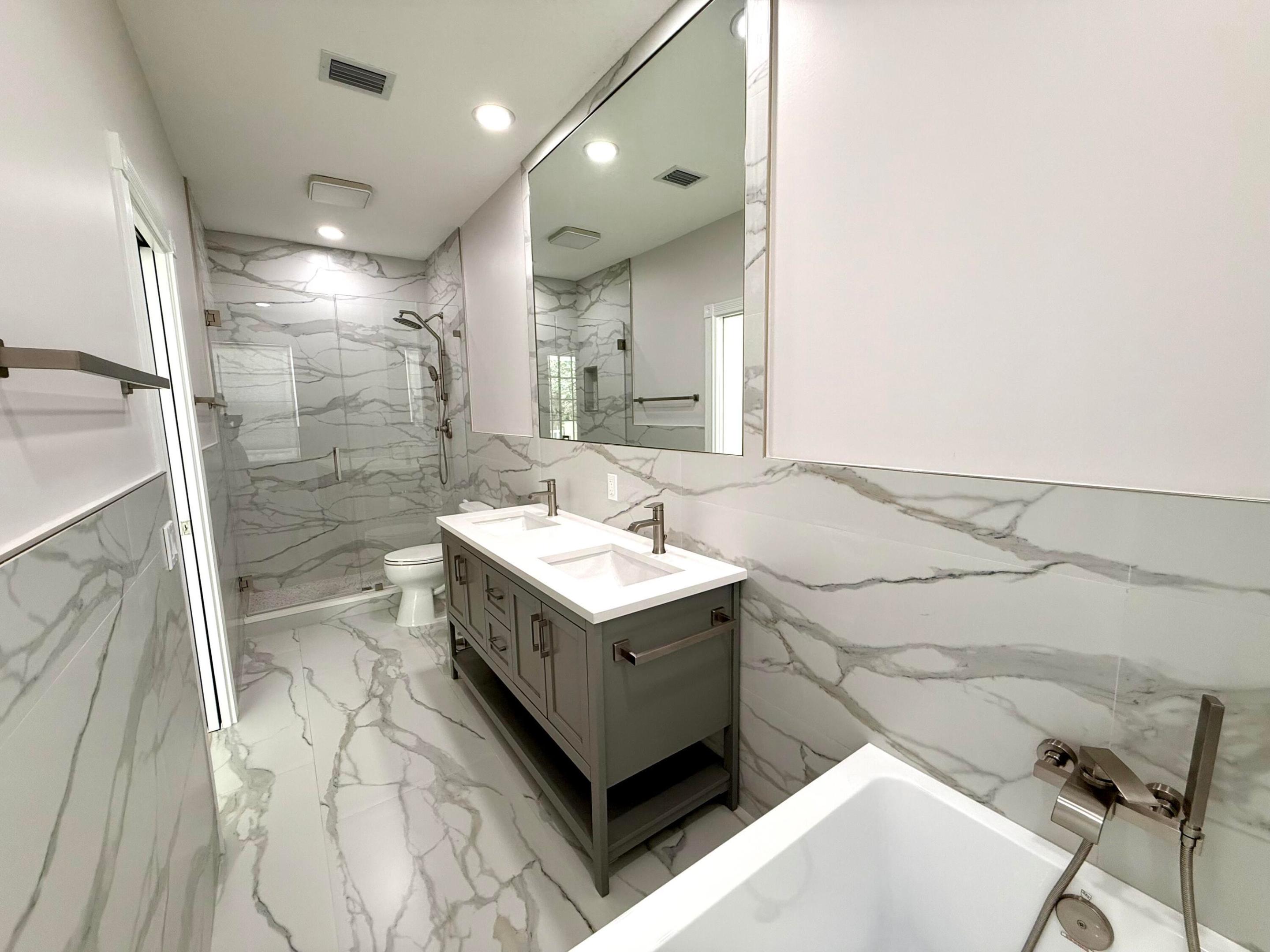 CAMBRIDGE AT ABACOA - Residential