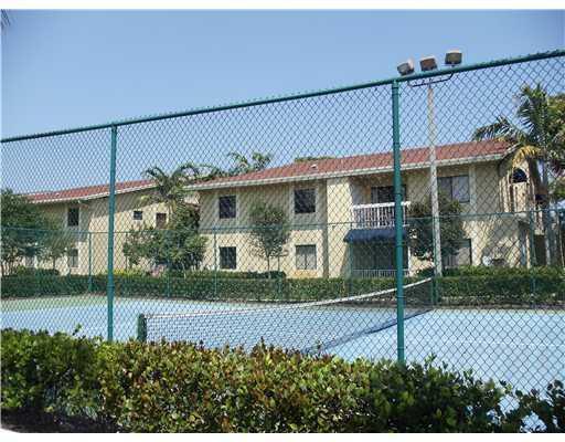 LAURELS AT SHERWOOD CONDO - Residential Lease