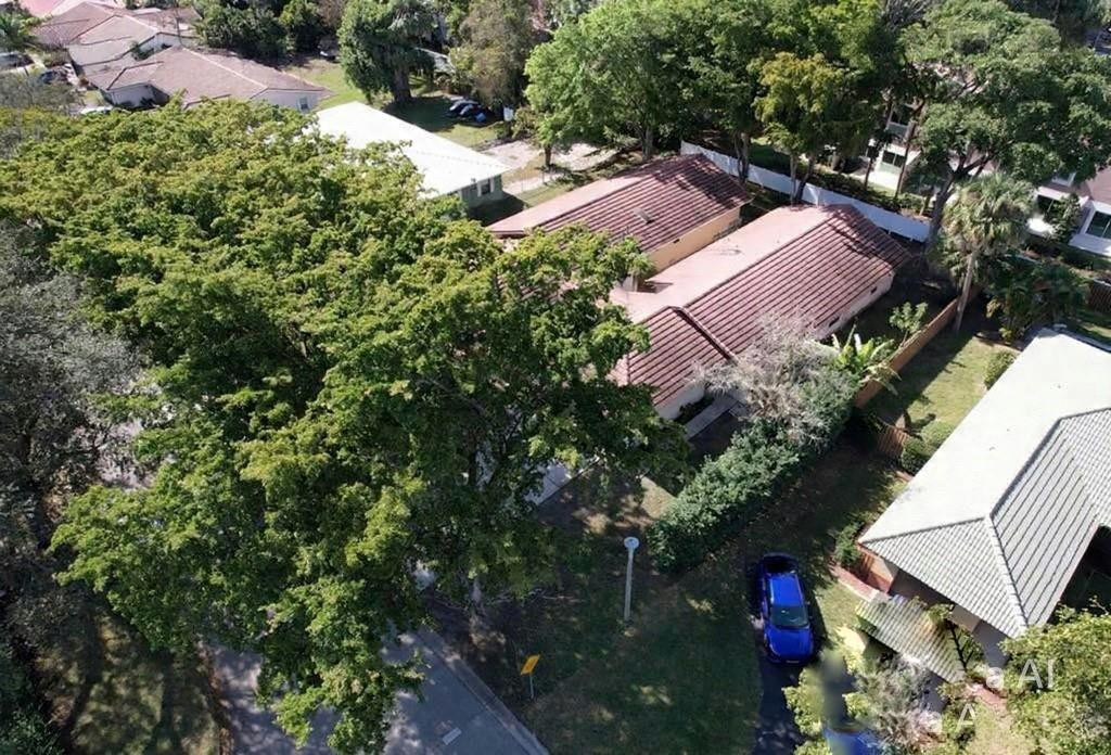 CORAL SPRINGS UNIVERSITY DRIVE - Residential