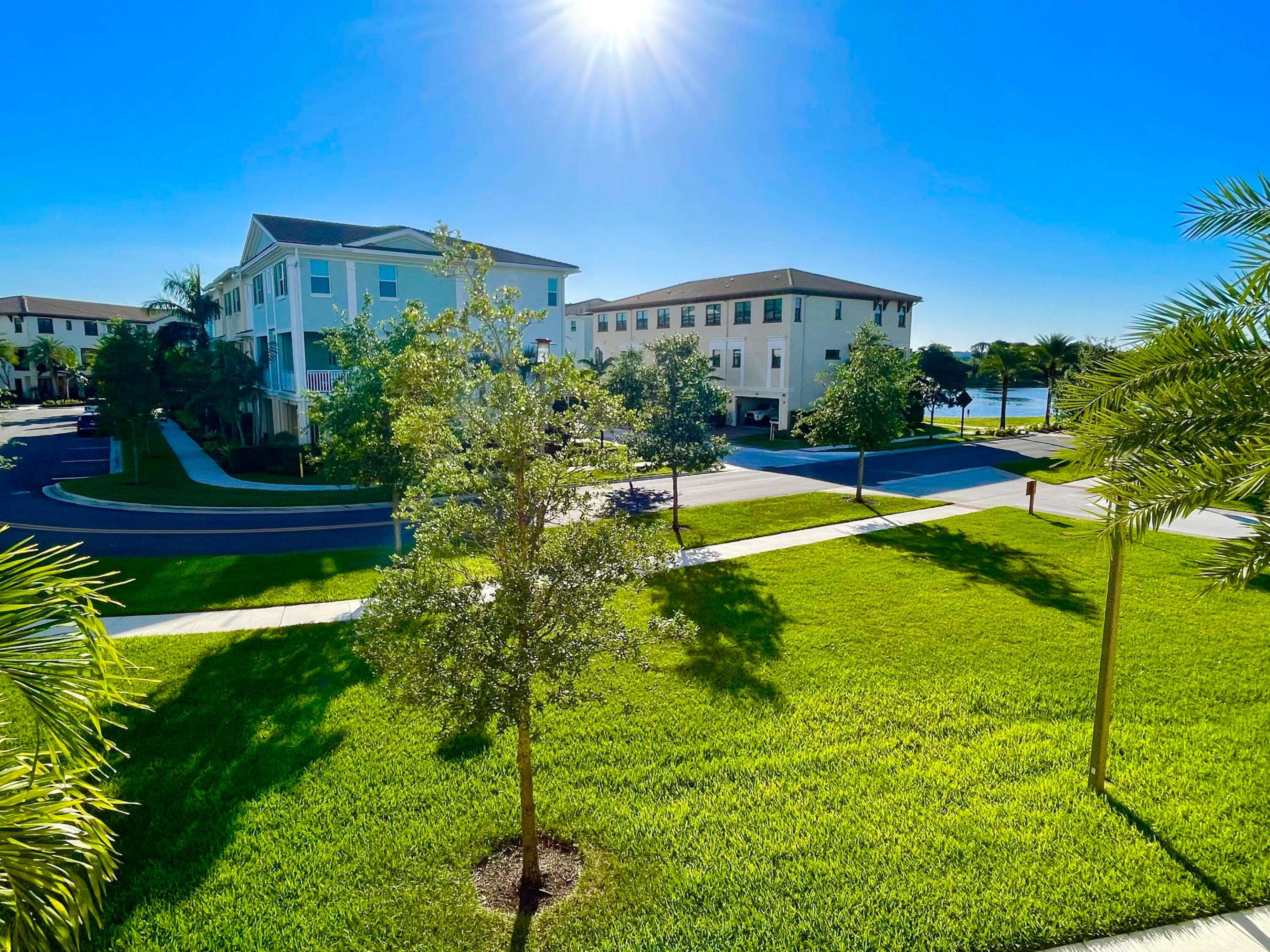 ALTON - Residential Lease