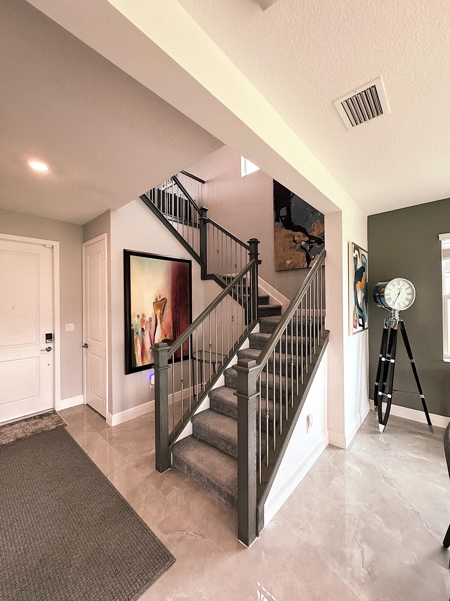 CRYSTAL LAKE 1ST SEC - Residential