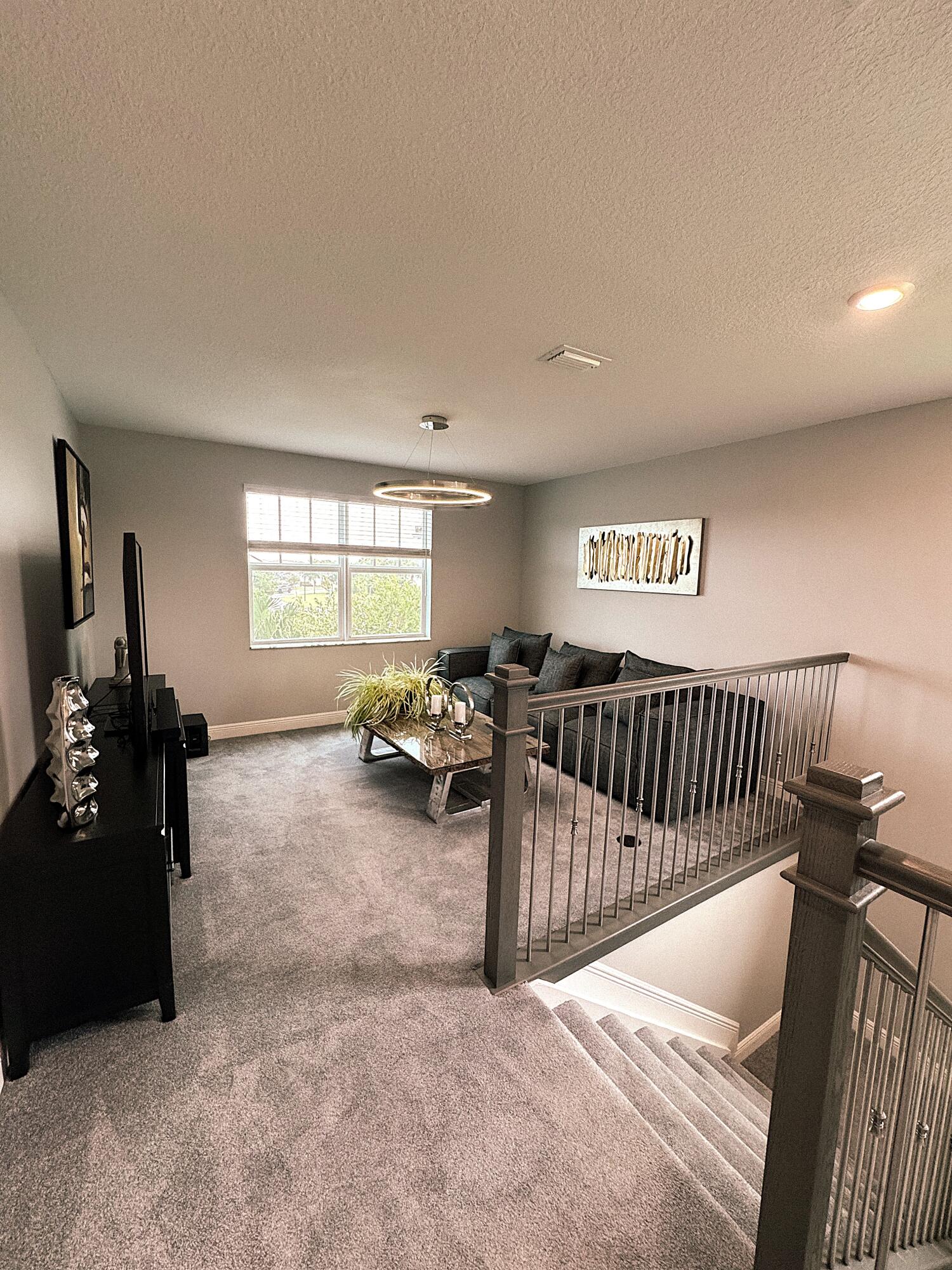 CRYSTAL LAKE 1ST SEC - Residential