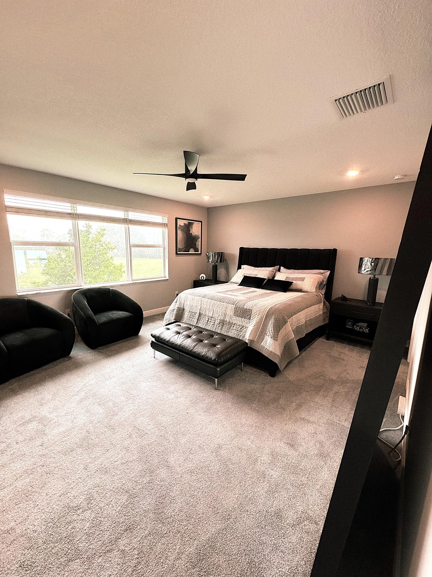 CRYSTAL LAKE 1ST SEC - Residential