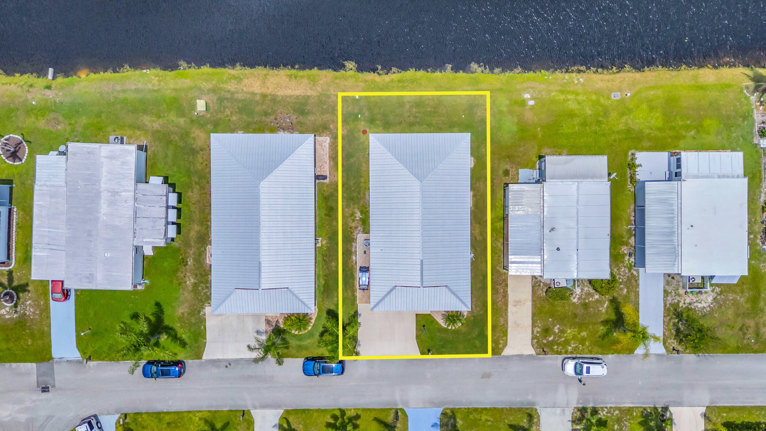 SPANISH LAKES ONE - Residential