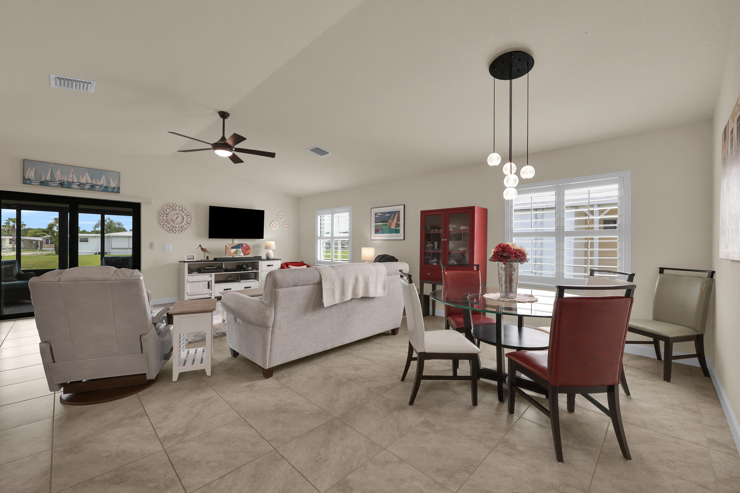 SPANISH LAKES ONE - Residential