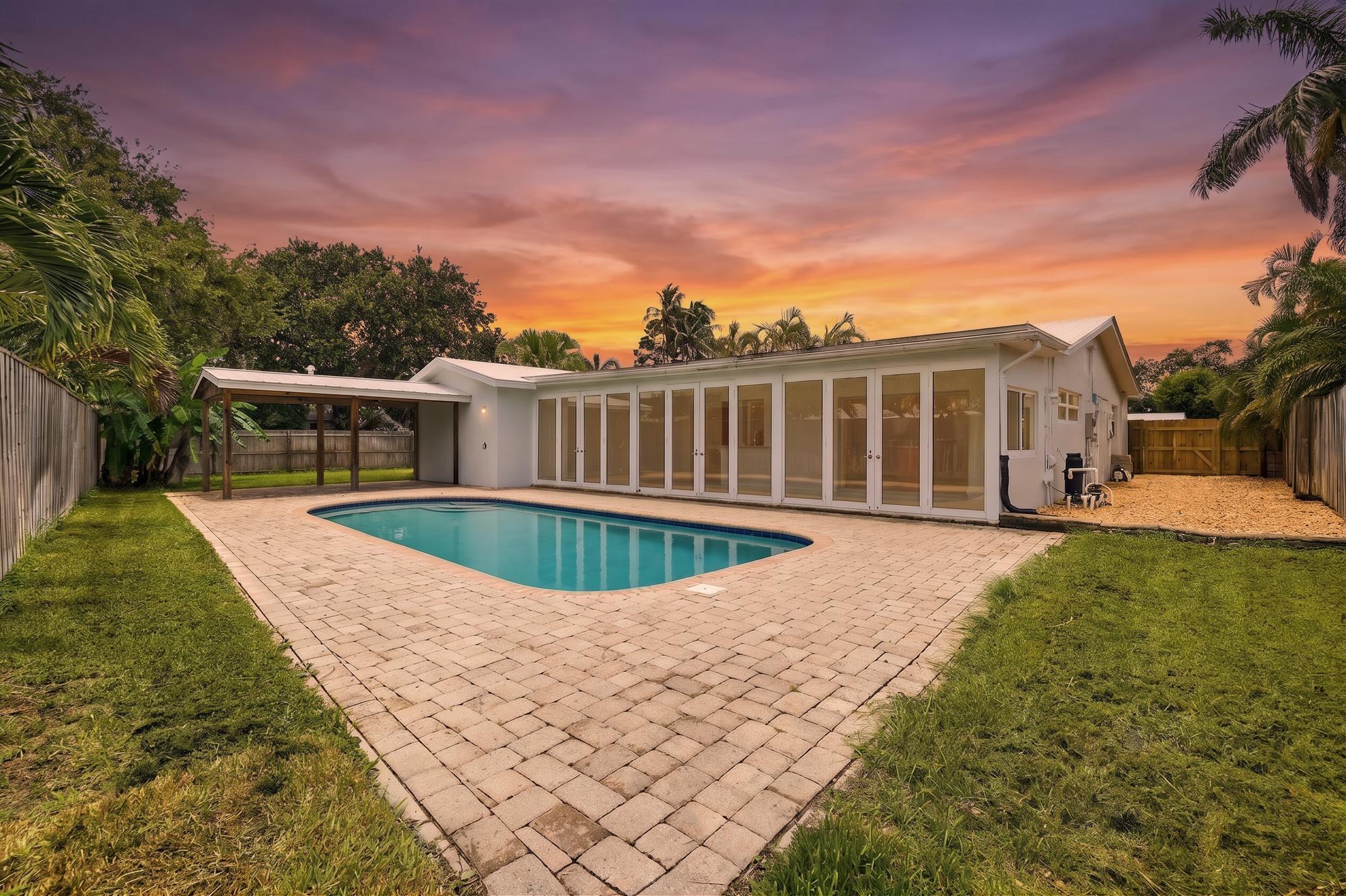 FOREST HILLS - Residential