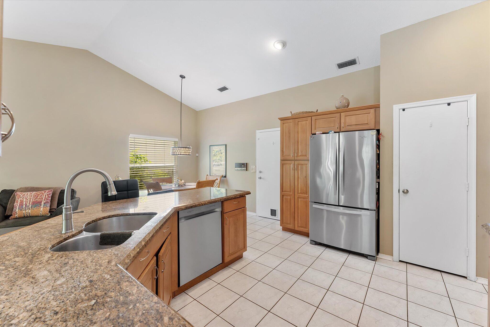 SABAL LAKES PH 1 - Residential