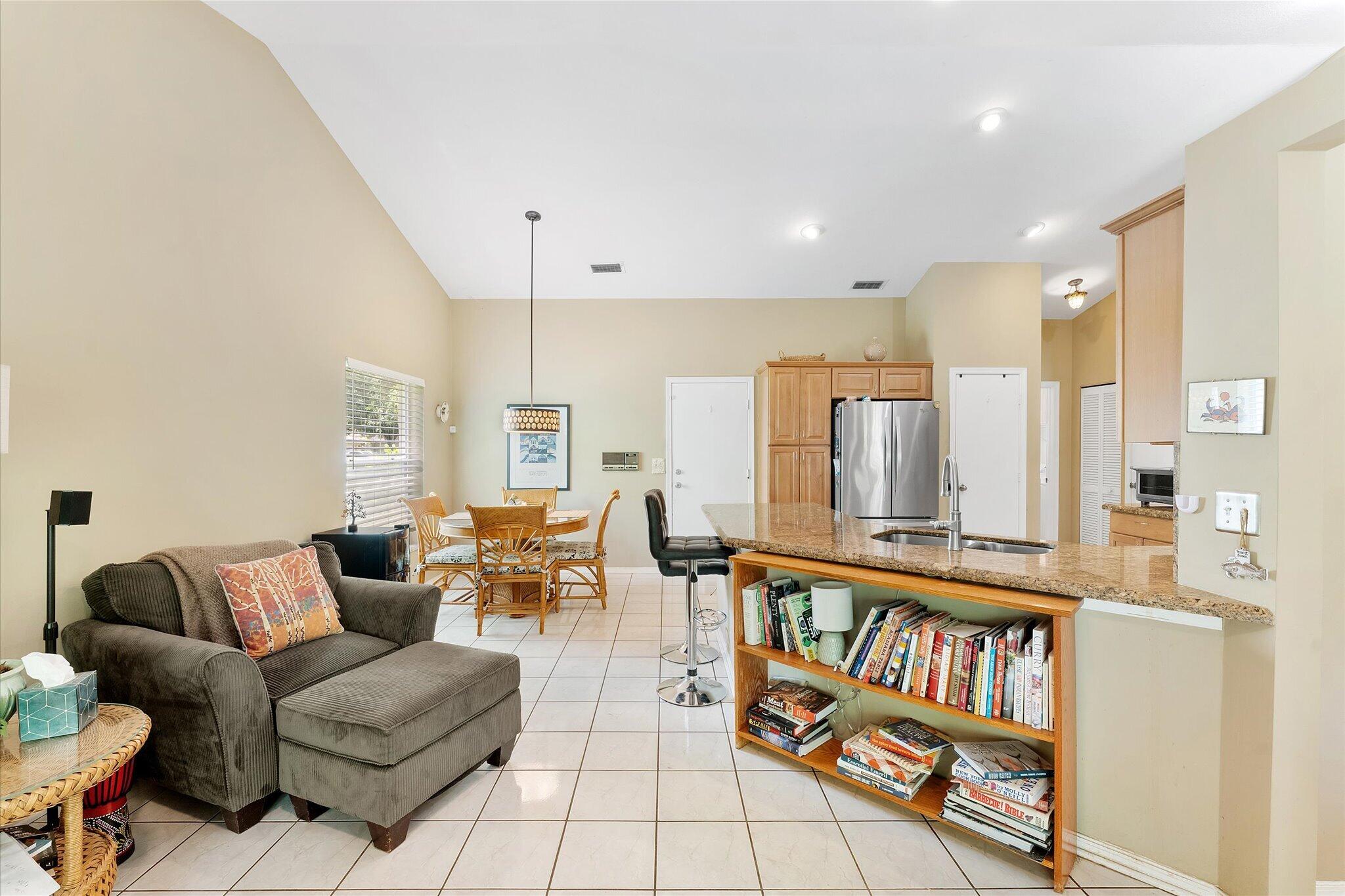 SABAL LAKES PH 1 - Residential