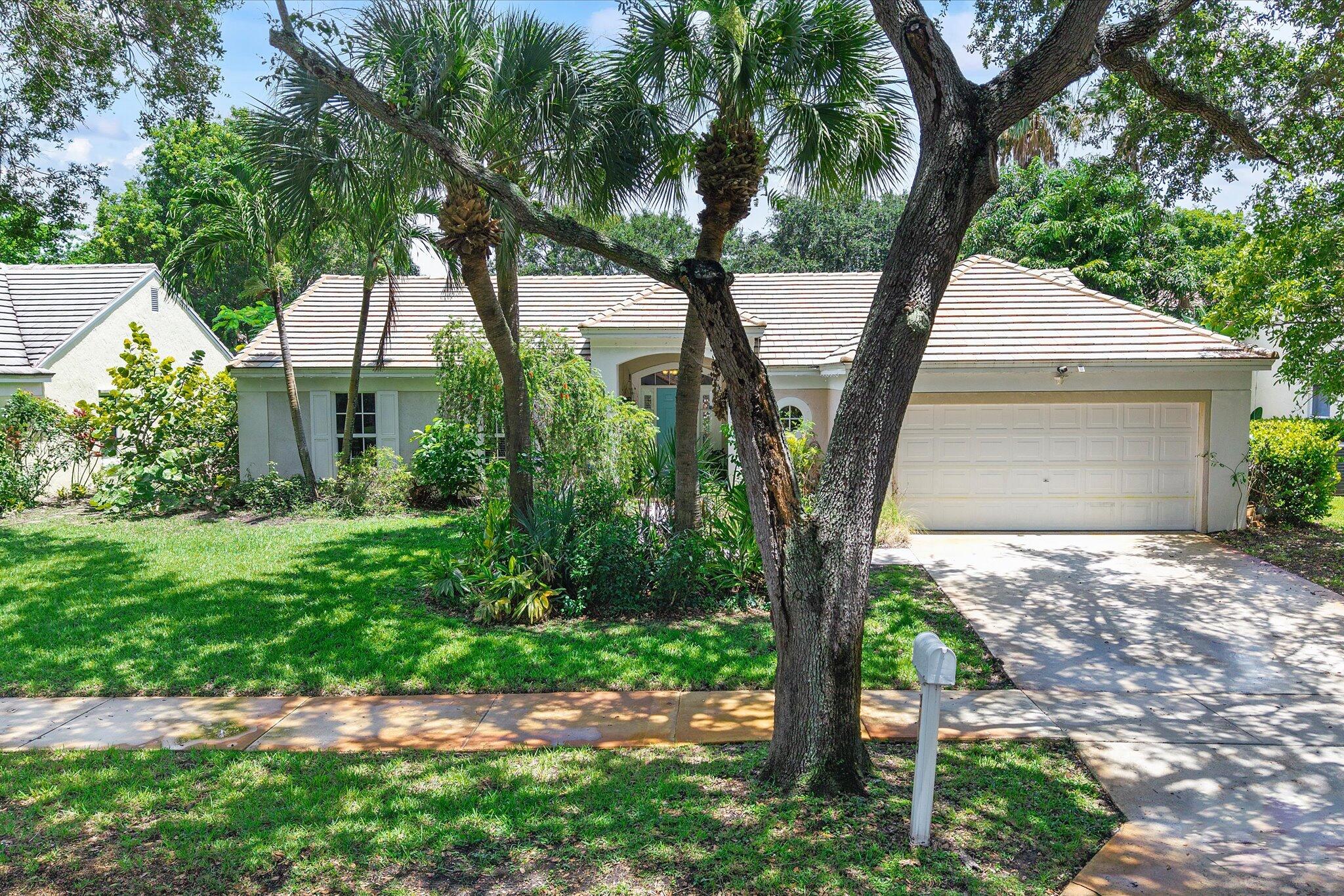 SABAL LAKES PH 1 - Residential
