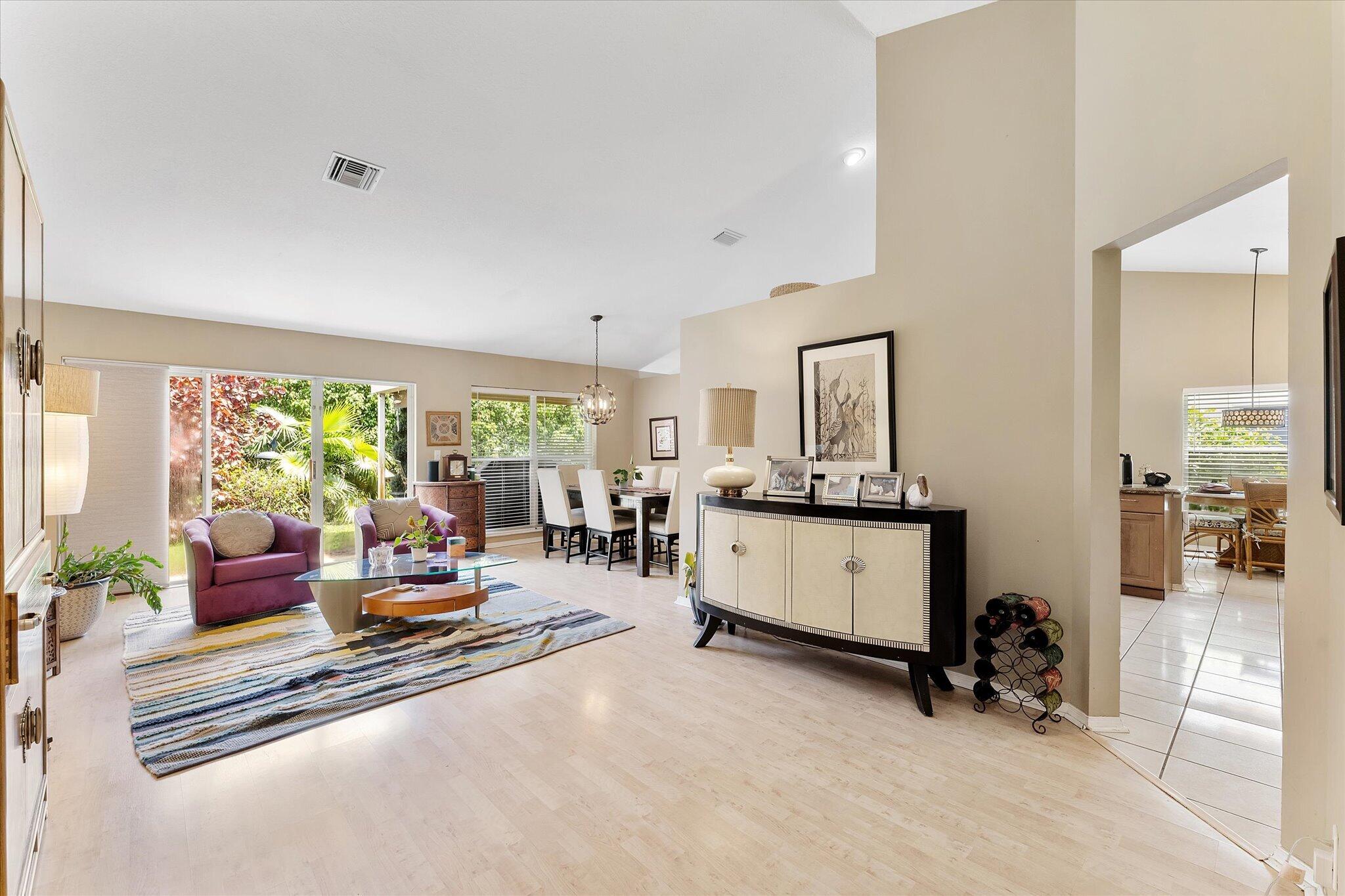 SABAL LAKES PH 1 - Residential