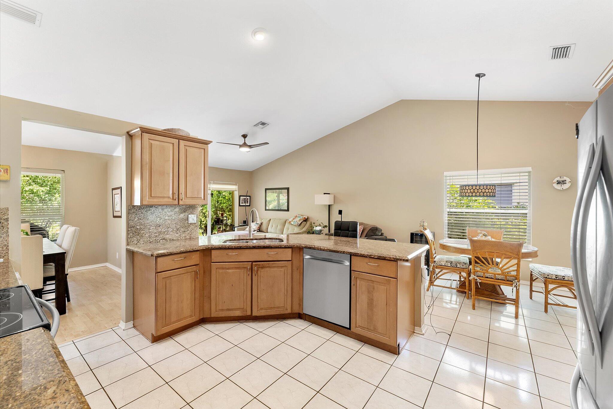 SABAL LAKES PH 1 - Residential