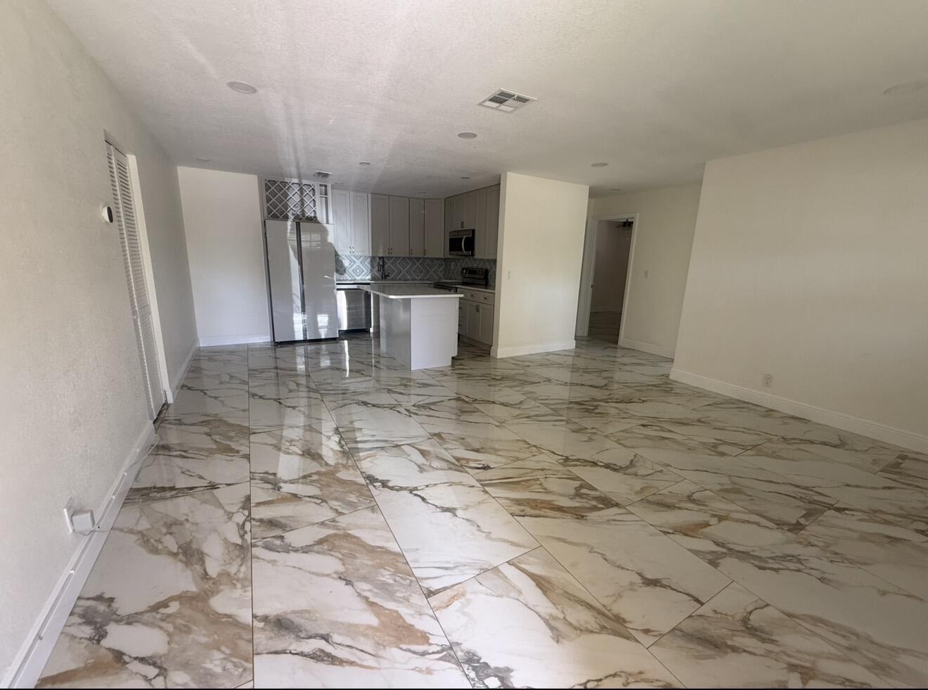 BOYNTON RIDGE - Residential Lease