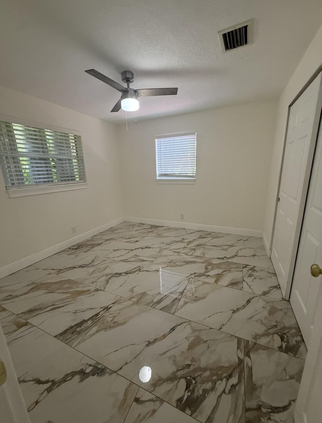BOYNTON RIDGE - Residential Lease