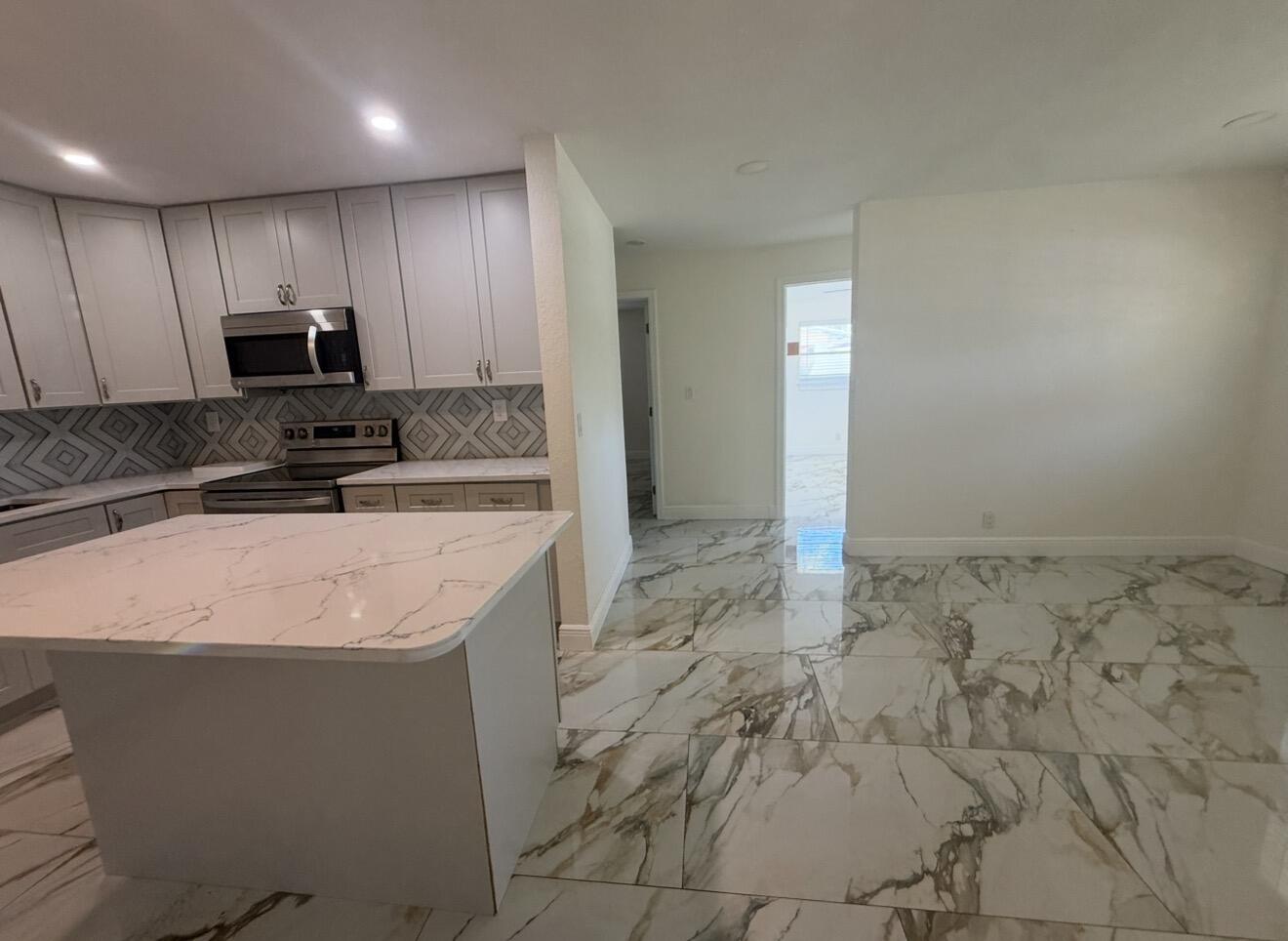 BOYNTON RIDGE - Residential Lease