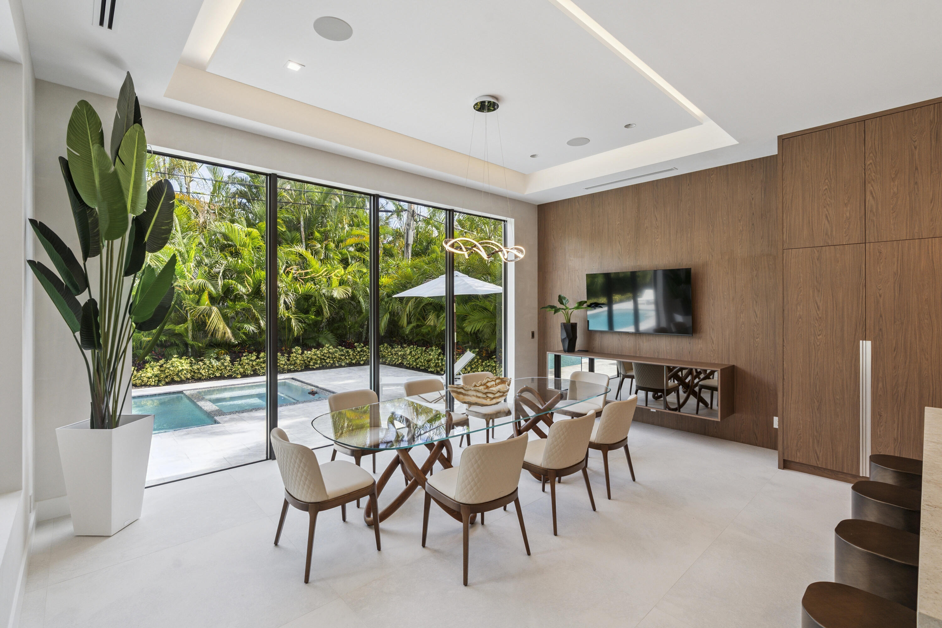 BOCA VILLAS - Residential