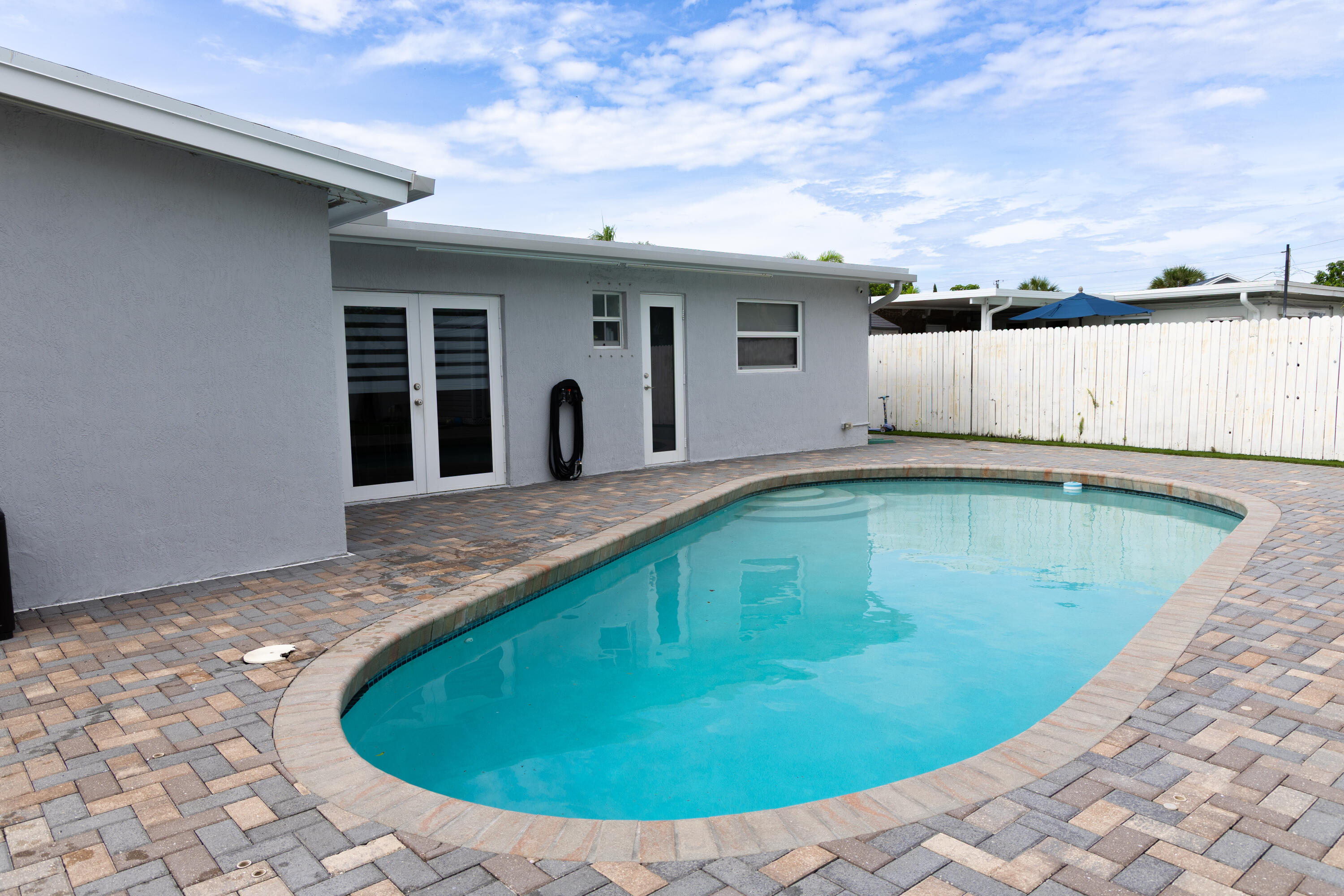 FOREST HILL VILLAGE 3 - Residential Lease