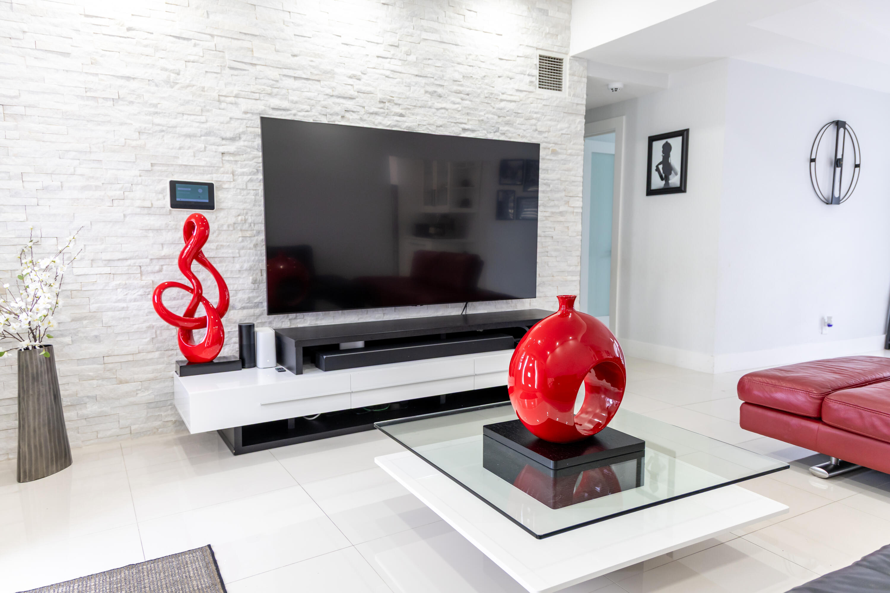 FOREST HILL VILLAGE 3 - Residential Lease
