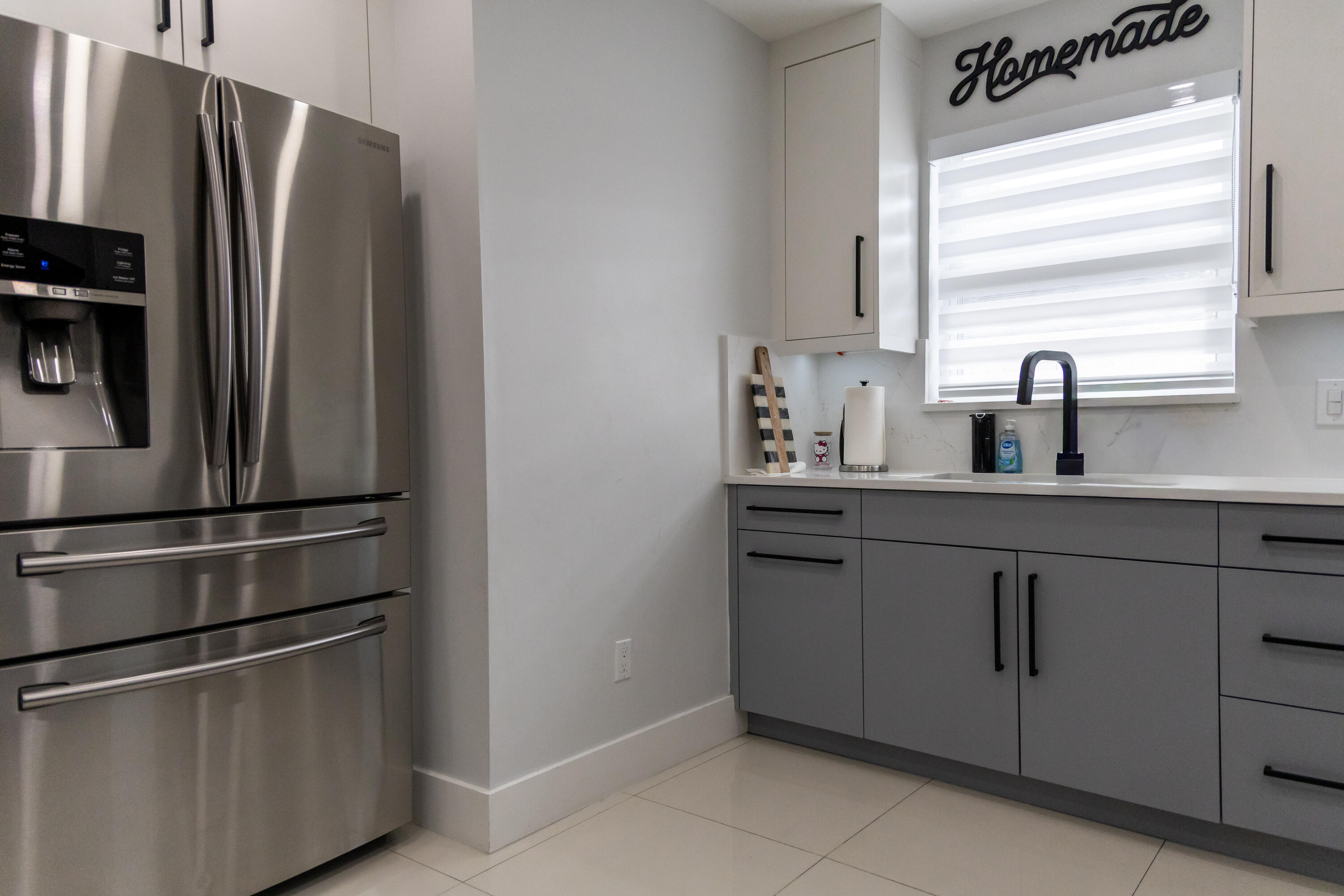 FOREST HILL VILLAGE 3 - Residential Lease