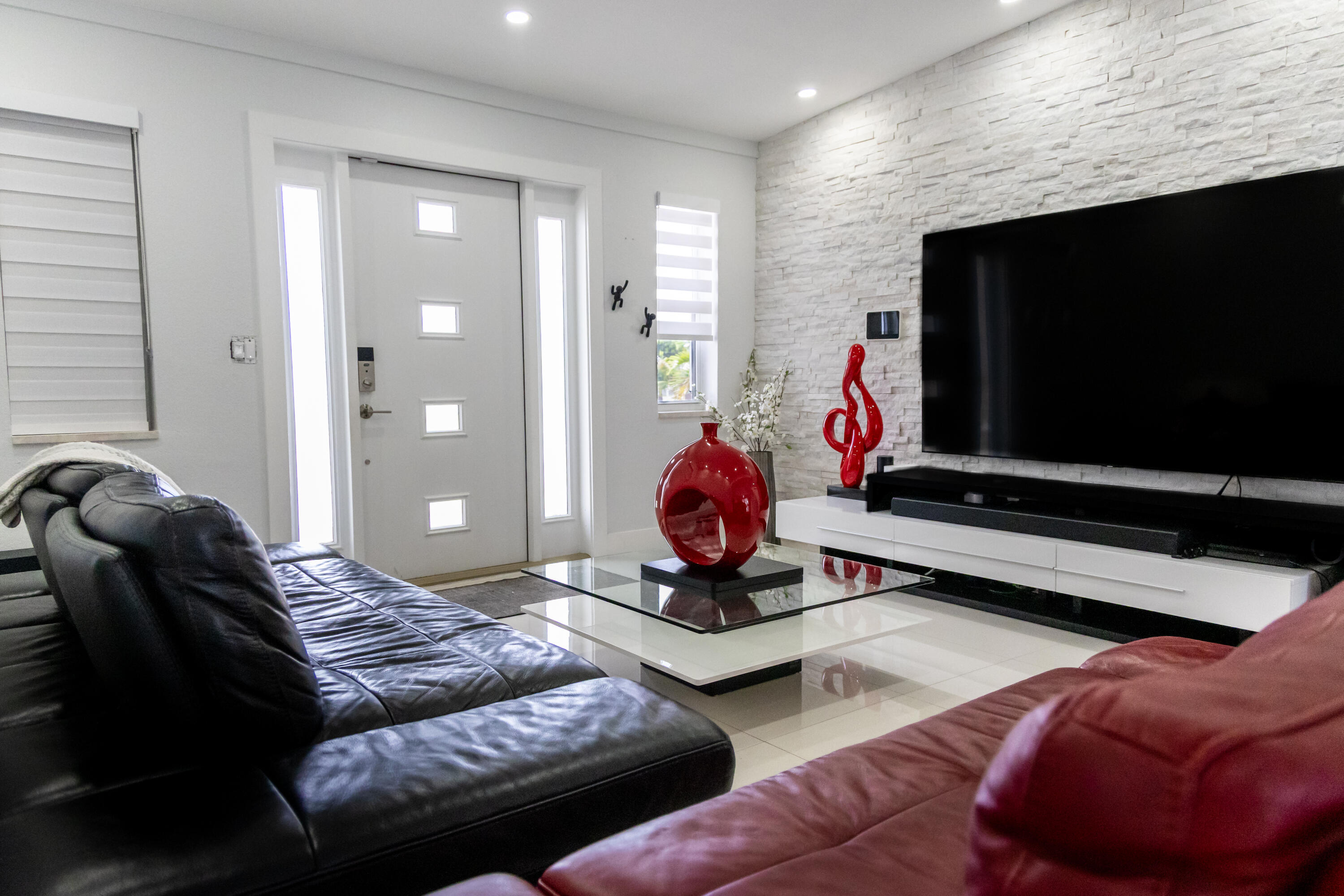 FOREST HILL VILLAGE 3 - Residential Lease