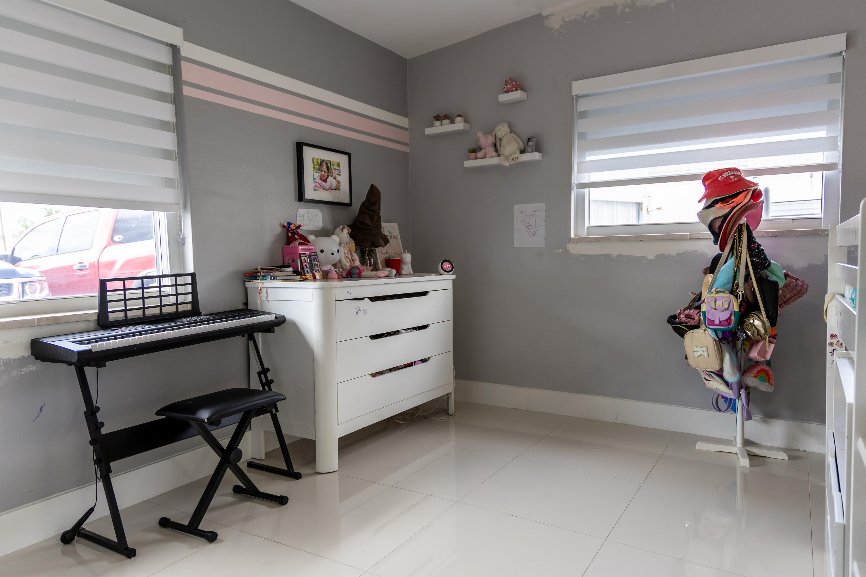 FOREST HILL VILLAGE 3 - Residential Lease