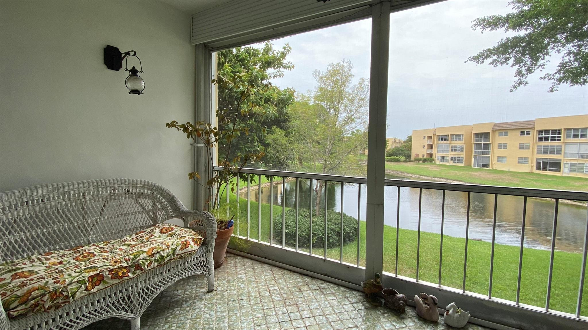 BERMUDA CLUB FIVE CONDO - Residential