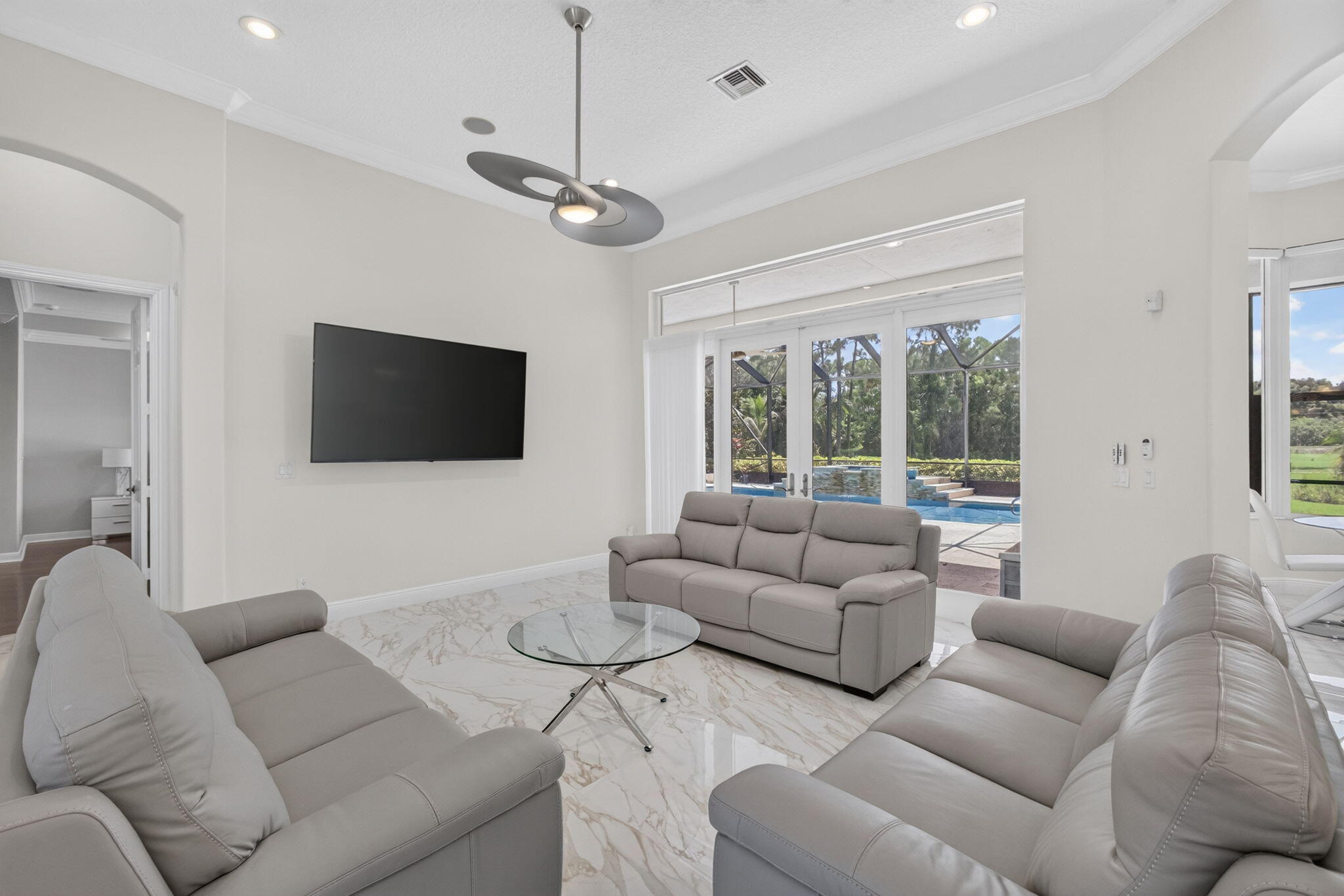 STONEWAL ESTATES - Residential