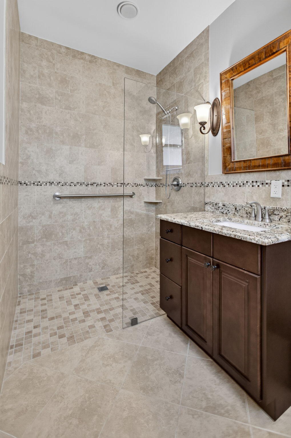 STONEWAL ESTATES - Residential