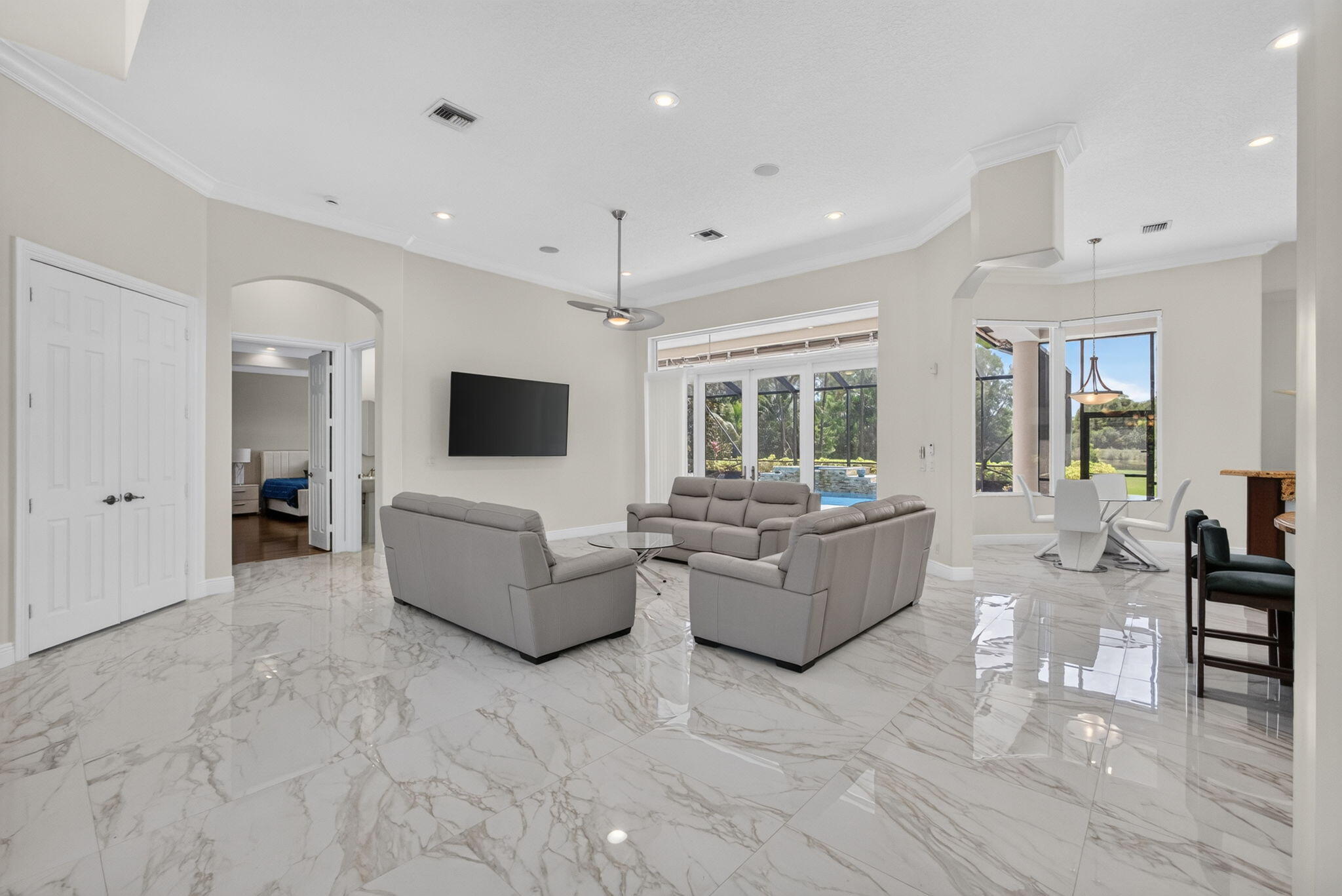STONEWAL ESTATES - Residential