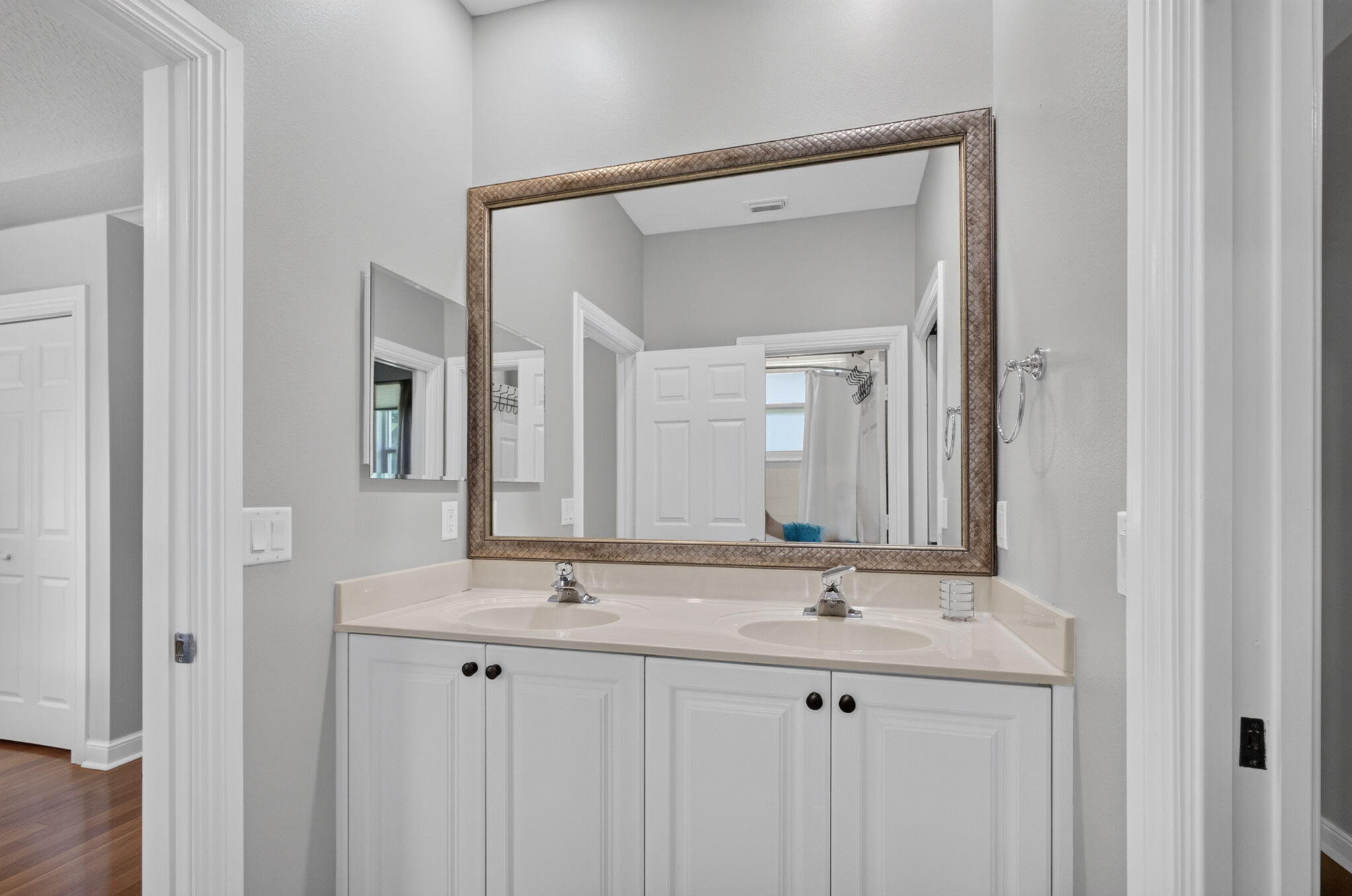 STONEWAL ESTATES - Residential