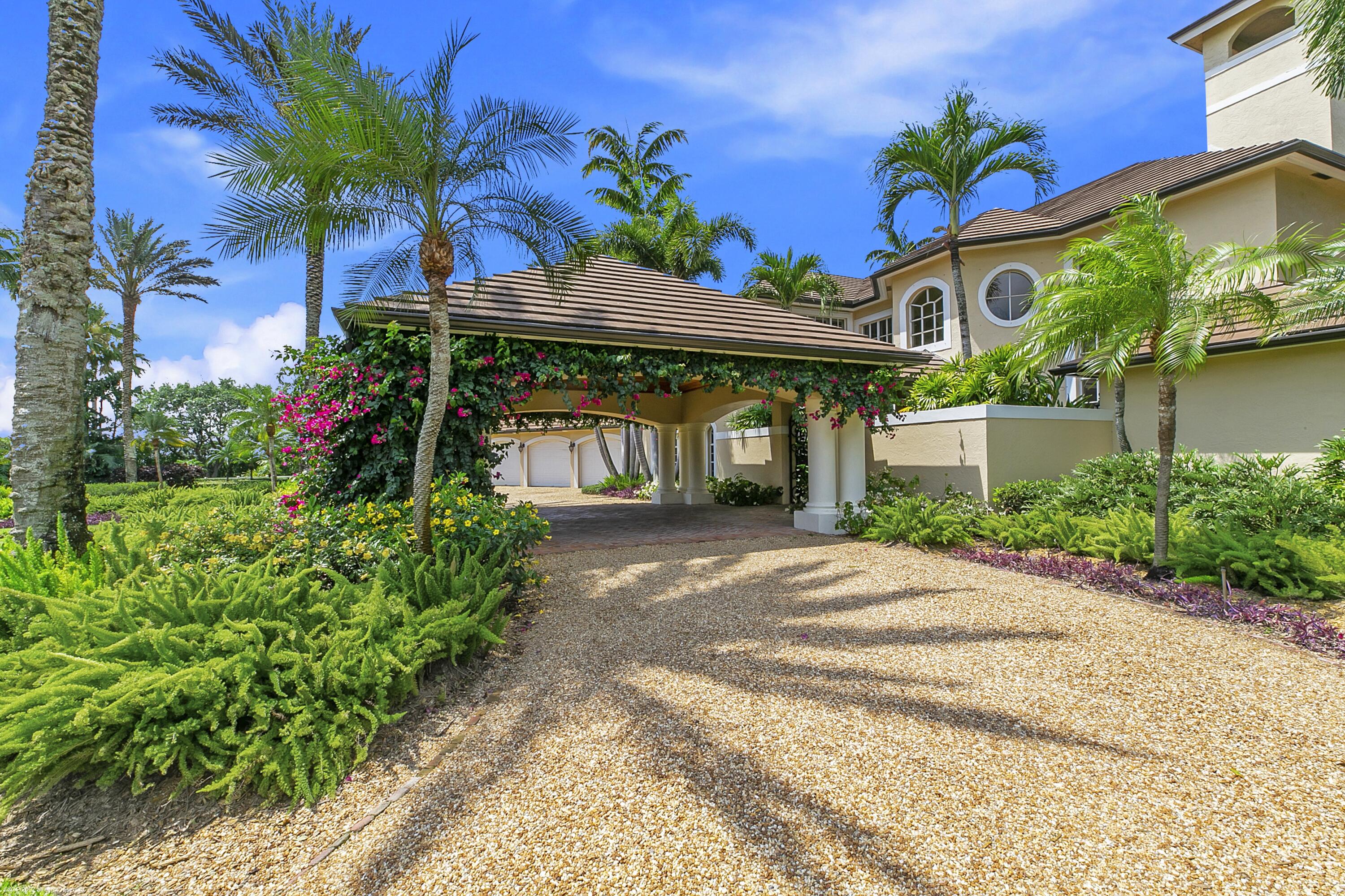 PALM BEACH POINT - Residential