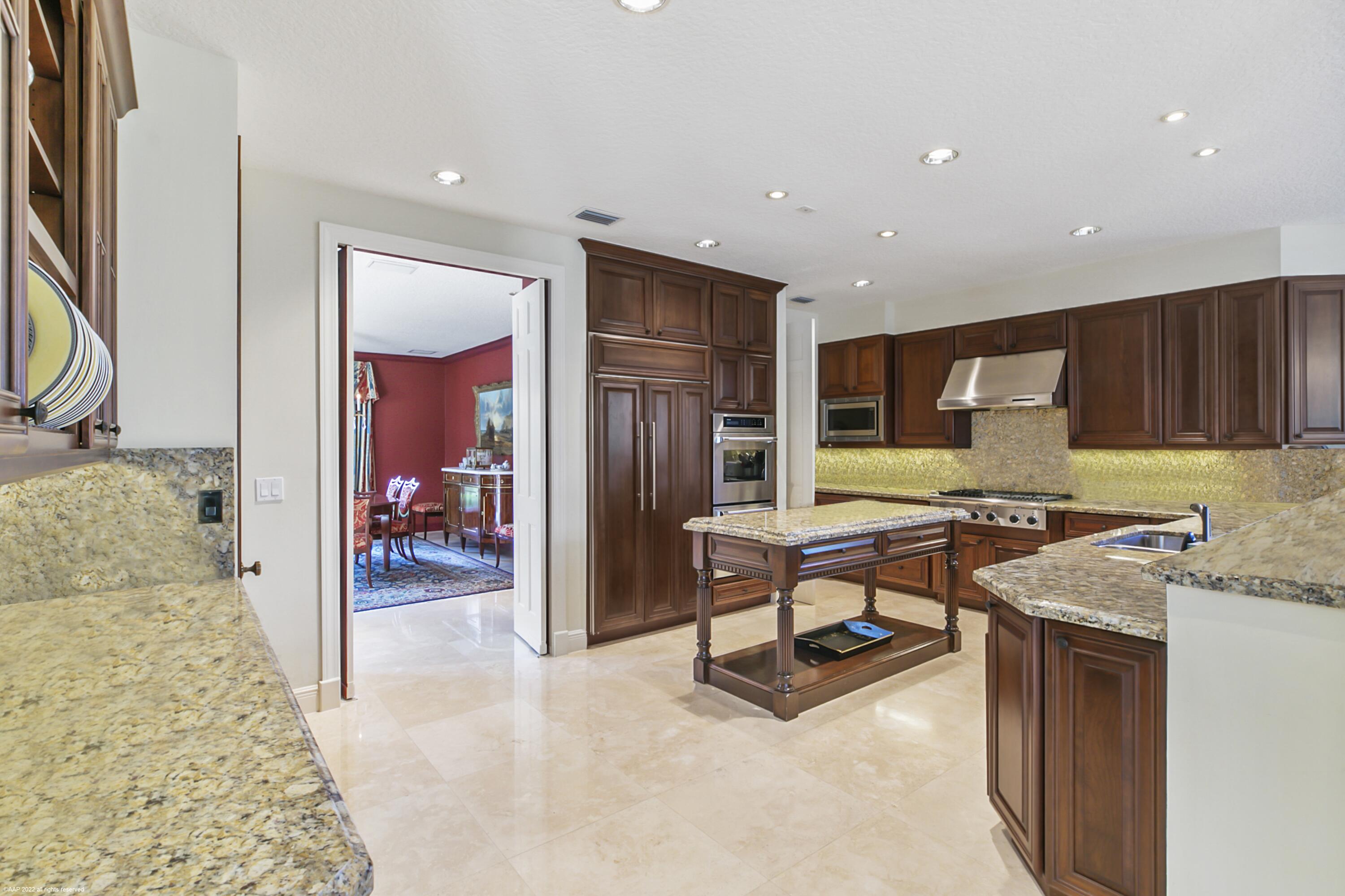 PALM BEACH POINT - Residential